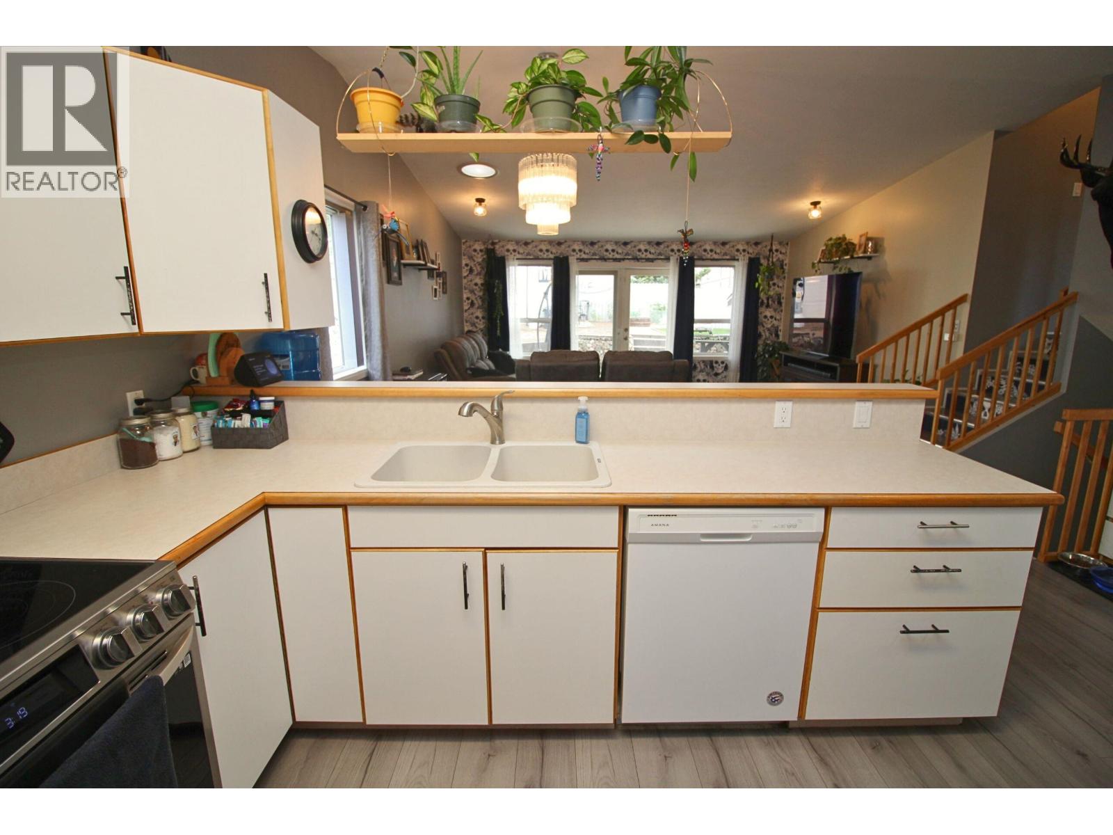 3040 Pearson Road, Houston, British Columbia  V0J 1Z0 - Photo 13 - R3047730