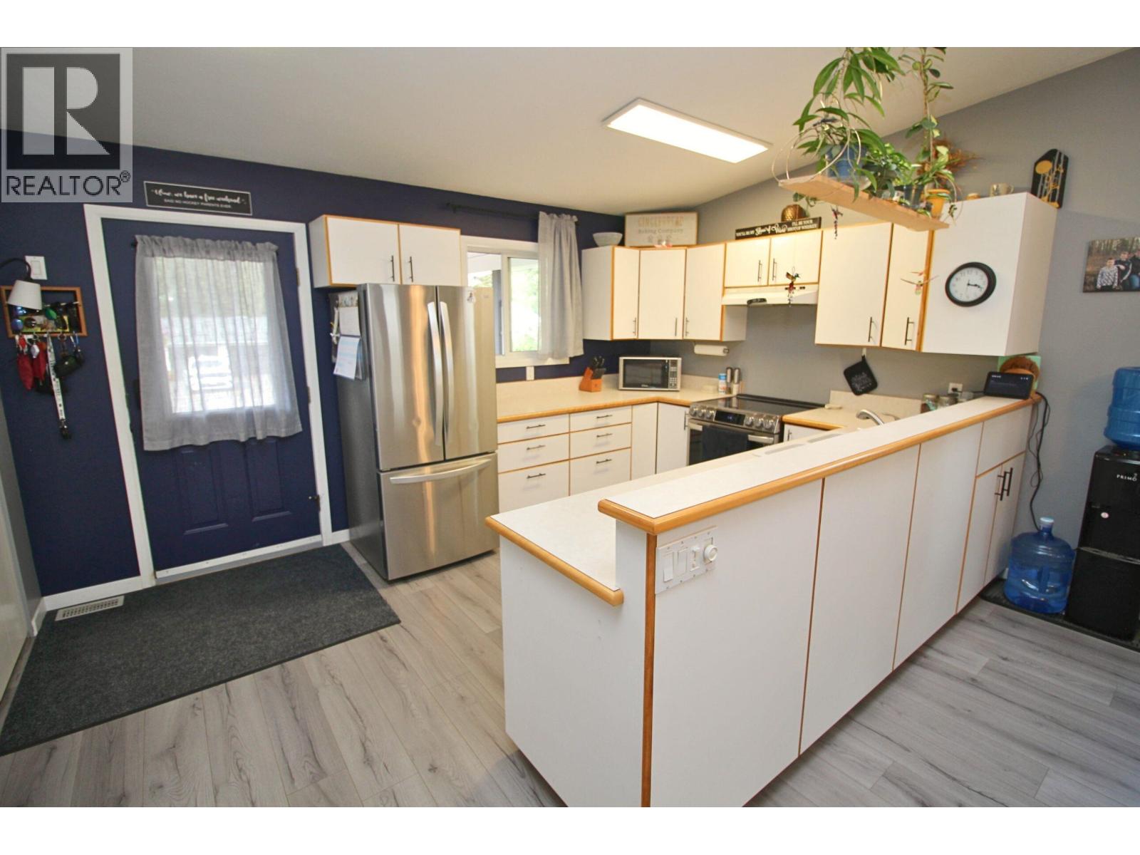 3040 Pearson Road, Houston, British Columbia  V0J 1Z0 - Photo 9 - R3047730