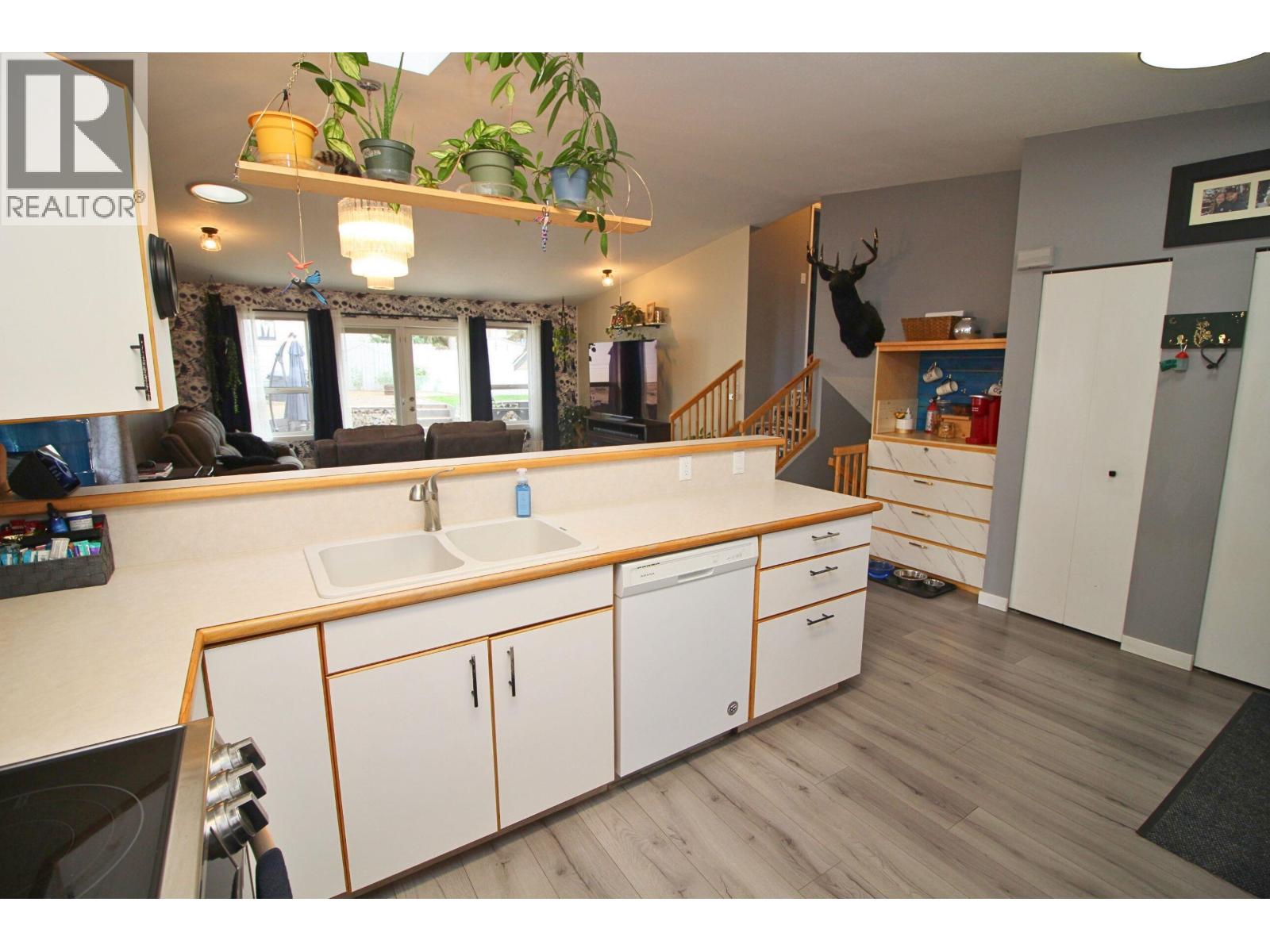 3040 Pearson Road, Houston, British Columbia  V0J 1Z0 - Photo 12 - R3047730