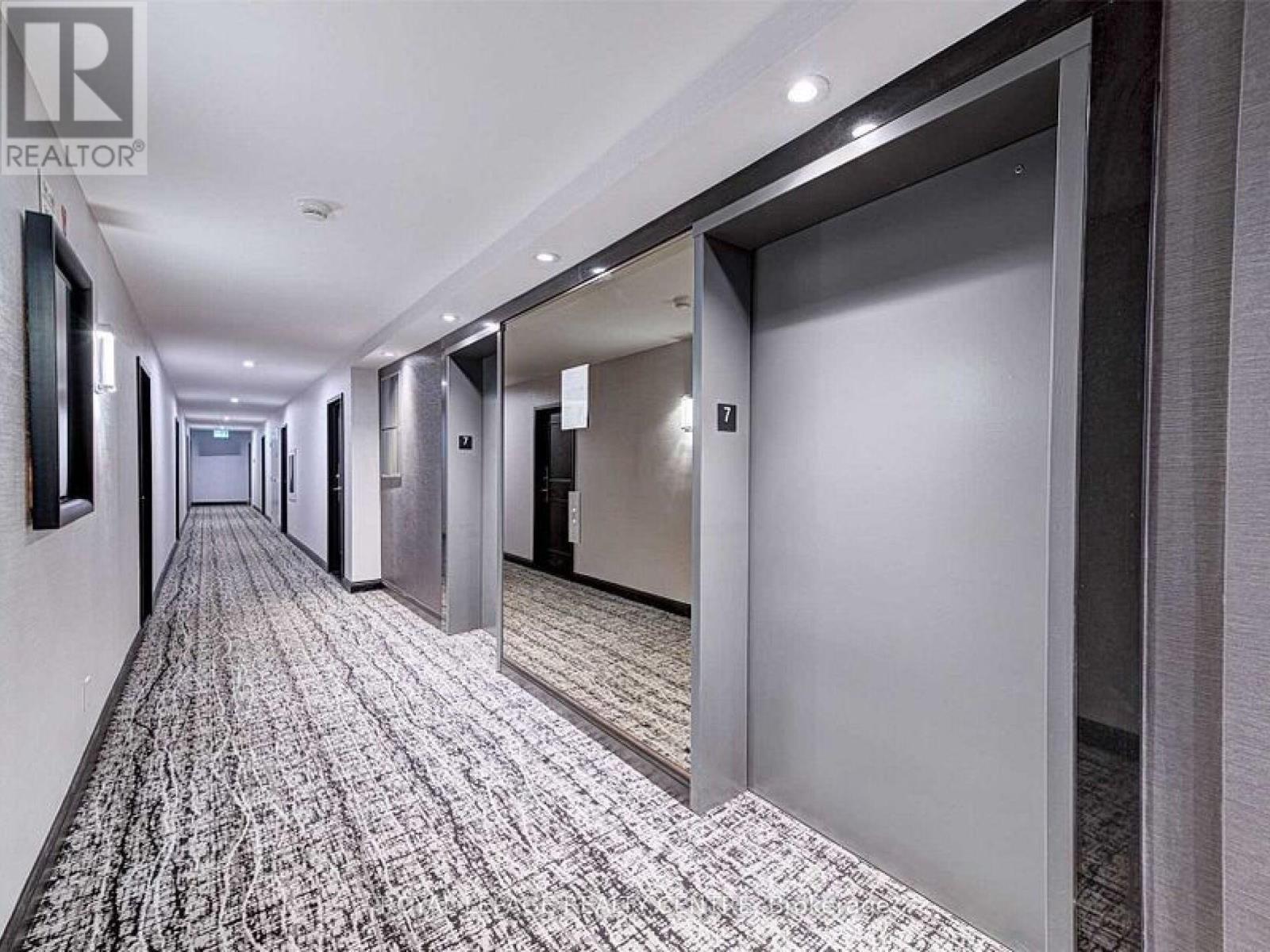 402 - 20 Southport Street, Toronto, Ontario  M6S 4Y8 - Photo 3 - W12405288