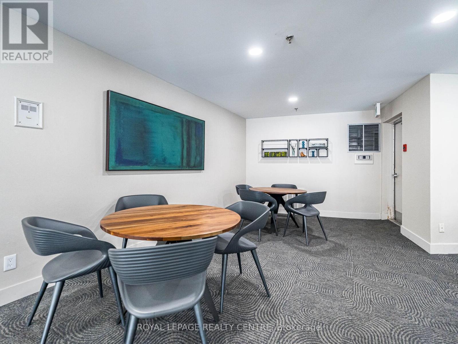 402 - 20 Southport Street, Toronto, Ontario  M6S 4Y8 - Photo 38 - W12405288
