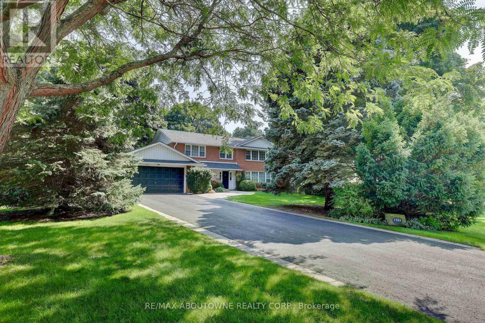 1284 Cleaver Drive, Oakville, Ontario  L6J 1W3 - Photo 1 - W12405292