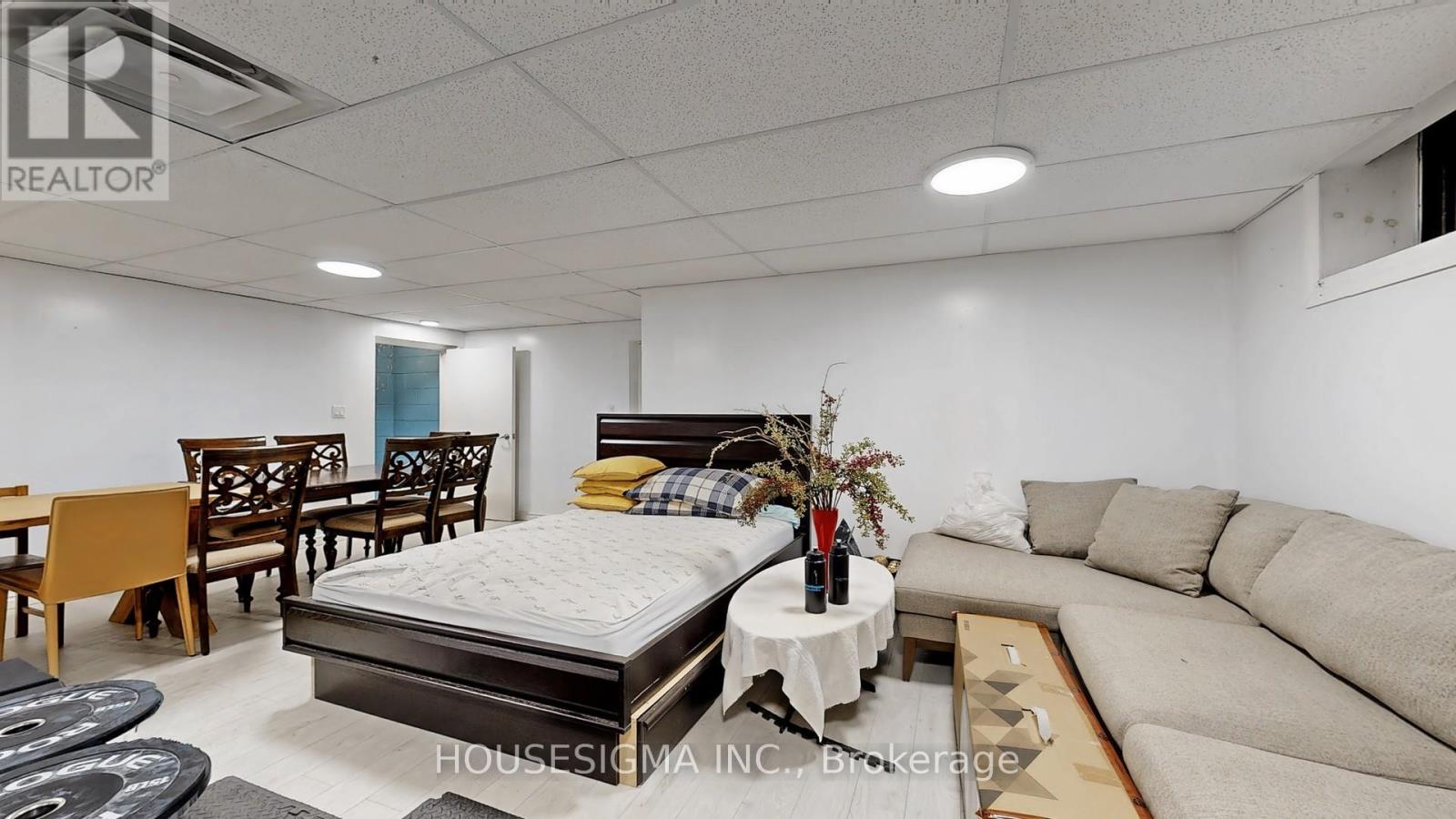 1784 Jane Street, Toronto (Weston), Ontario  M9N 2T2 - Photo 22 - W12405320