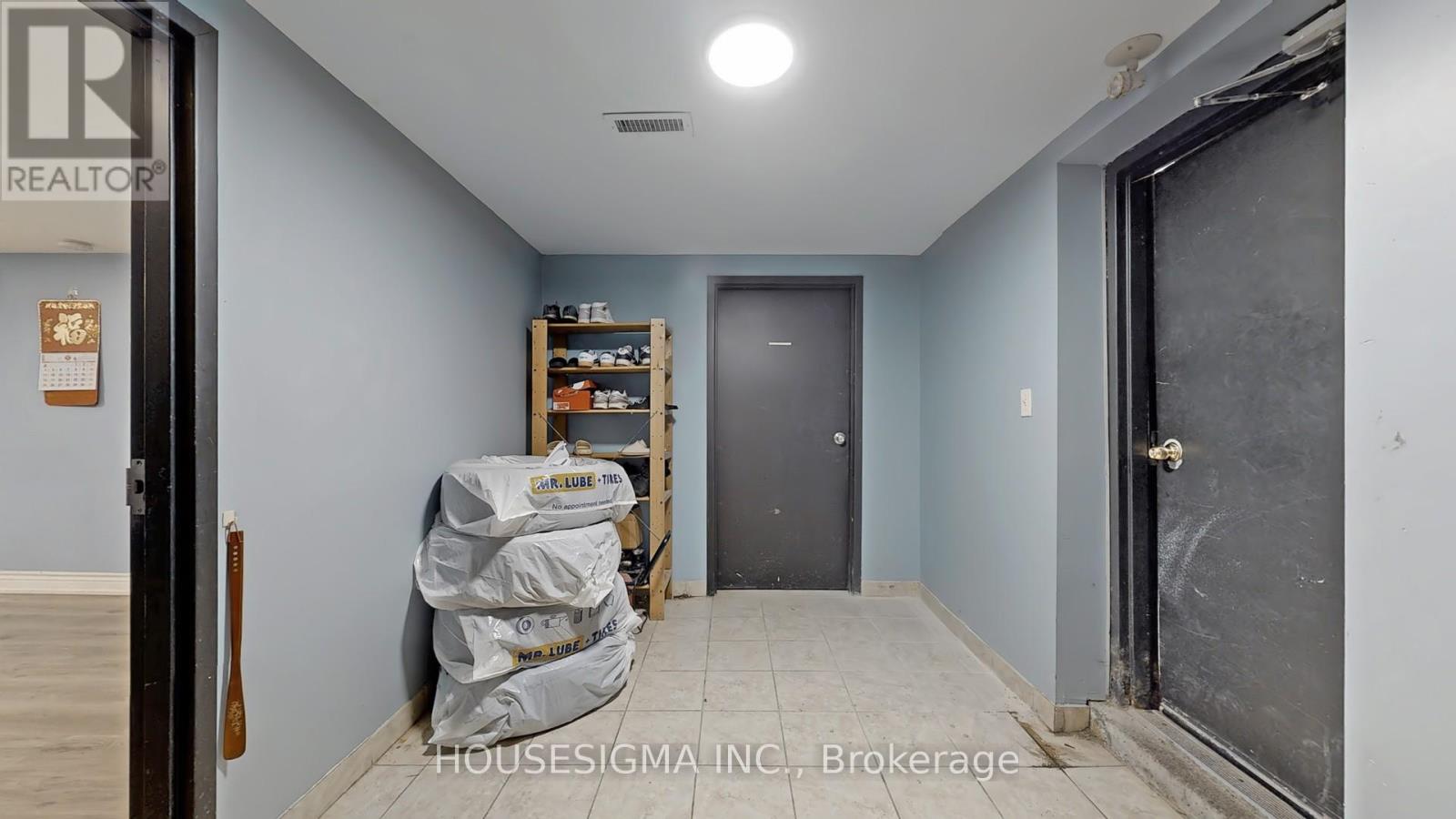 1784 Jane Street, Toronto (Weston), Ontario  M9N 2T2 - Photo 31 - W12405320