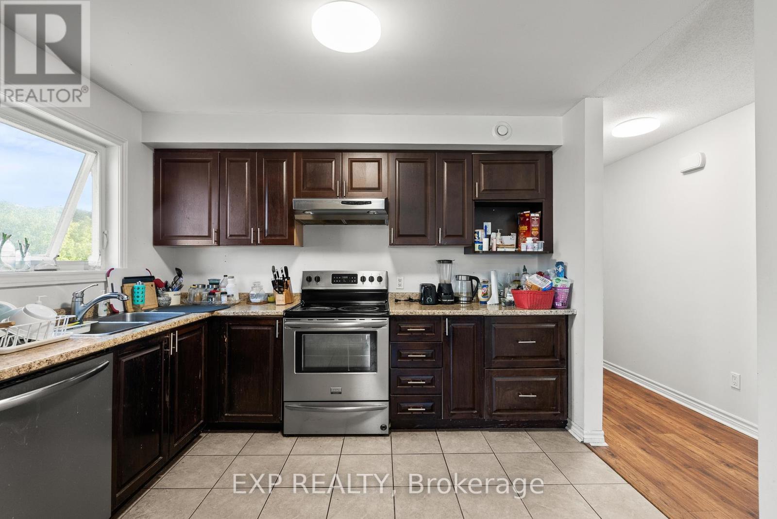 C - 52 Champagne Avenue S, Ottawa, Ontario  K1S 4P2 - Photo 10 - X12405333