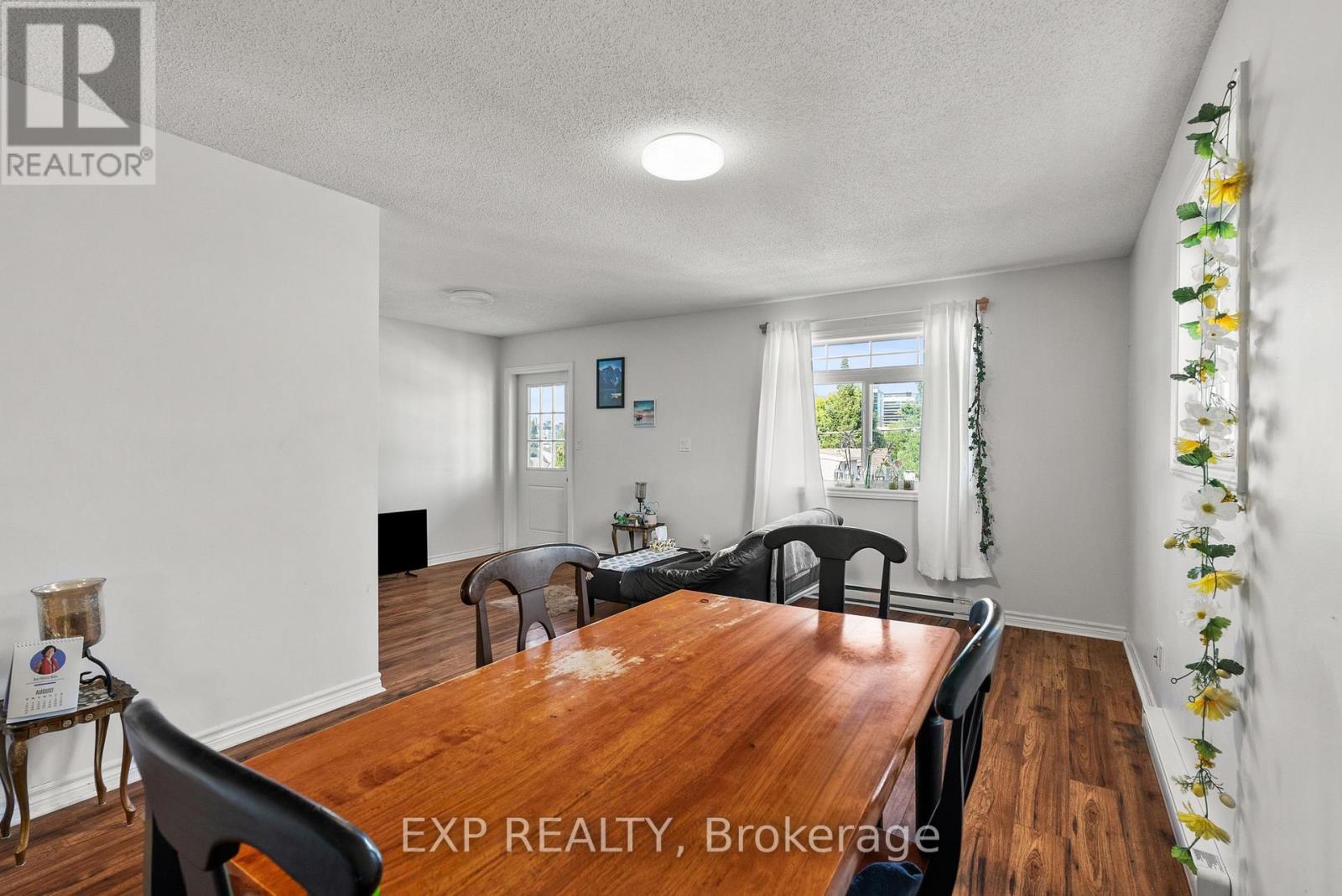 C - 52 Champagne Avenue S, Ottawa, Ontario  K1S 4P2 - Photo 12 - X12405333