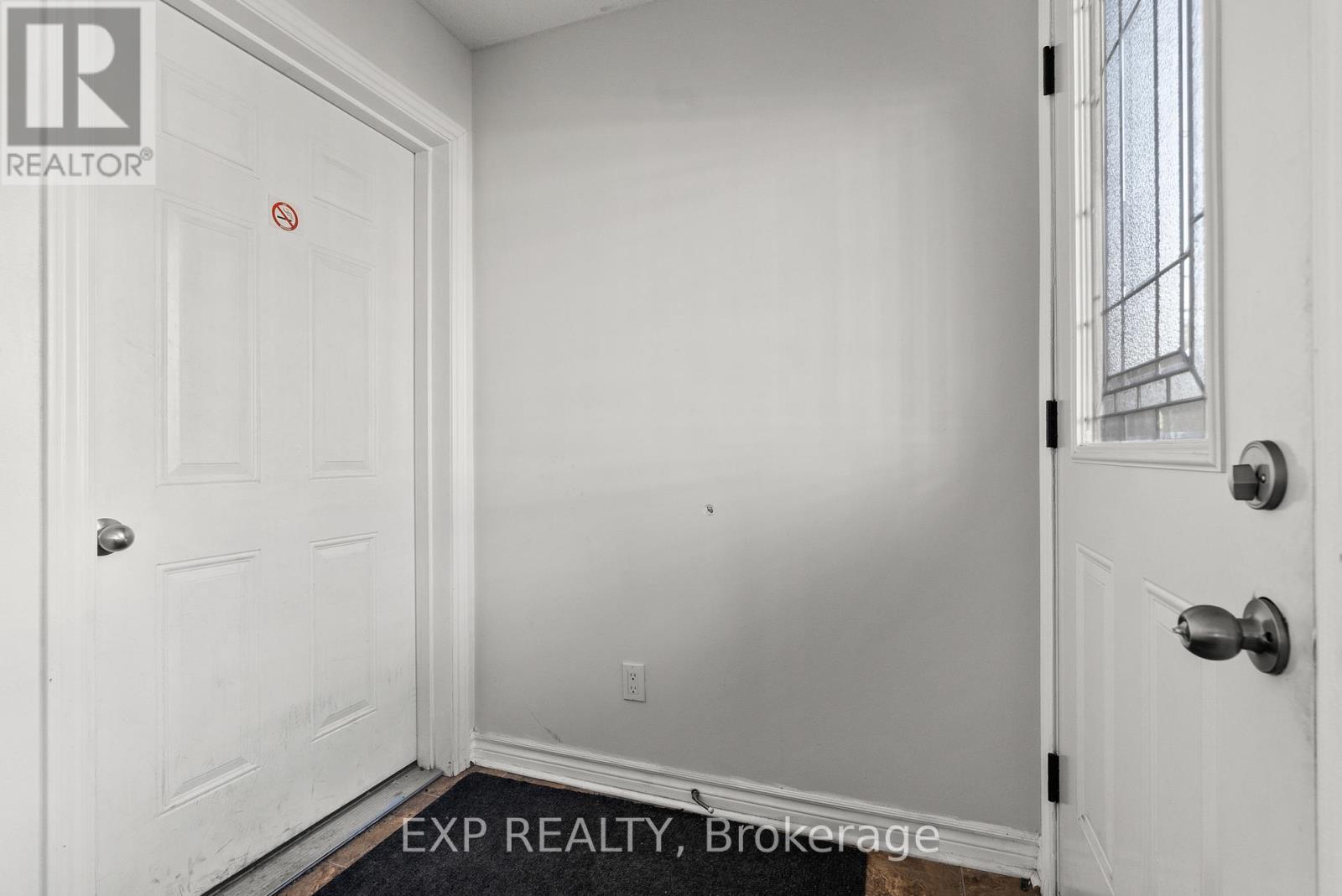 C - 52 Champagne Avenue S, Ottawa, Ontario  K1S 4P2 - Photo 4 - X12405333