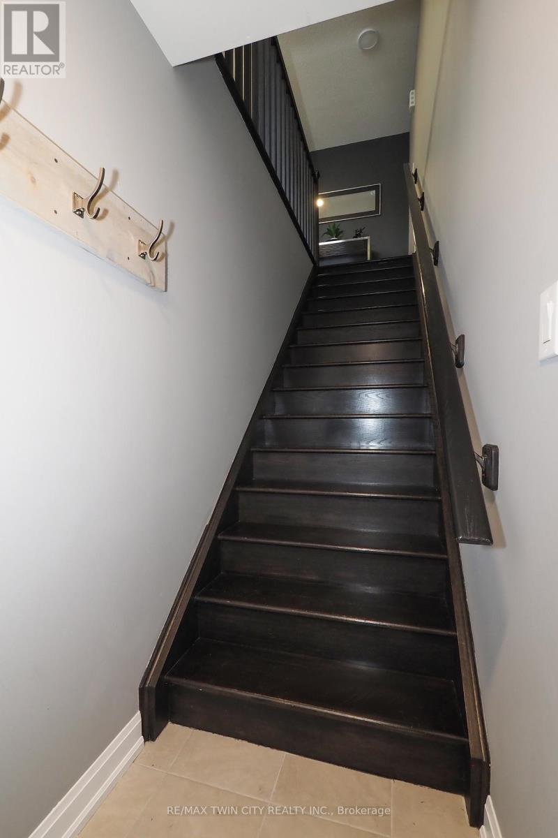 18 - 350 Fisher Mills Road, Cambridge, Ontario  N3C 0G8 - Photo 7 - X12405304