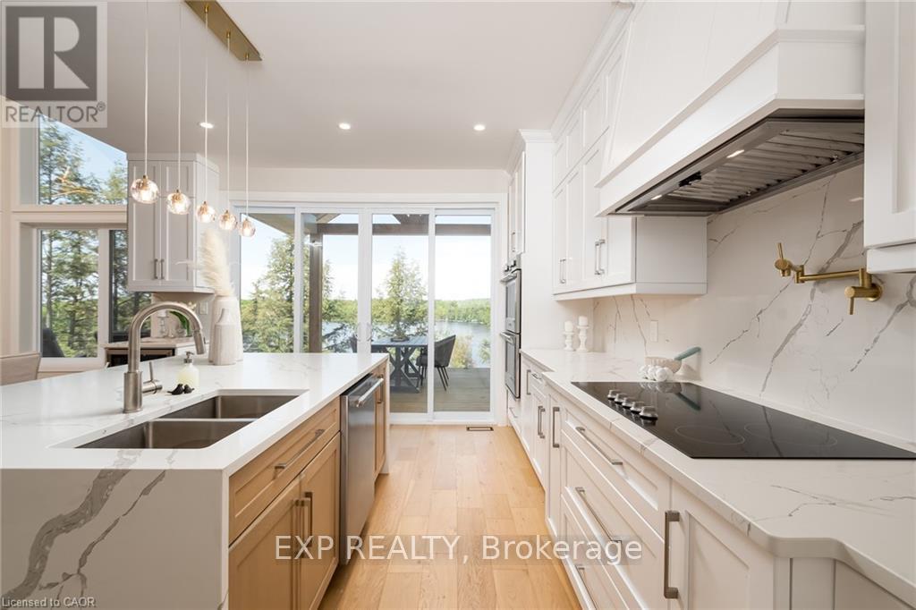 1052 Walton Avenue, North Perth, Ontario  N4W 3S2 - Photo 7 - X12405321