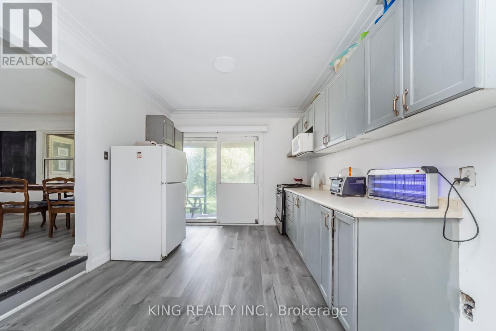 1097 Queens Boulevard, Kitchener, Ontario  N2M 1B9 - Photo 15 - X12405325