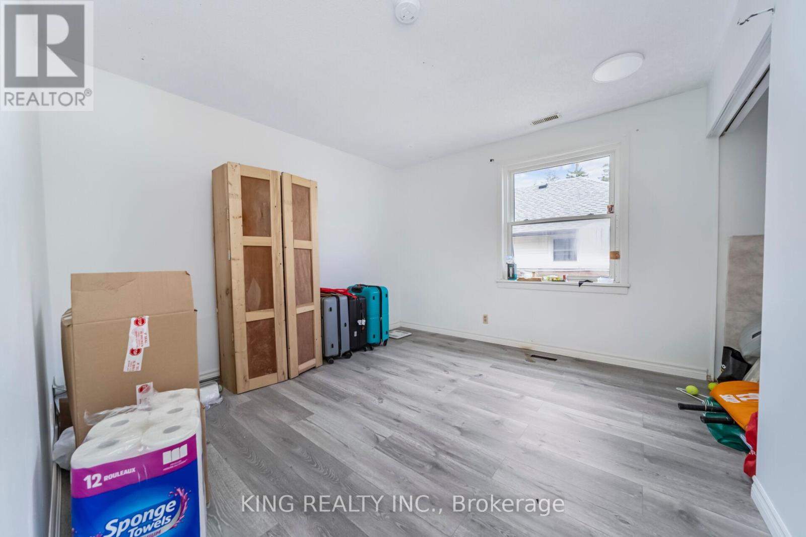 1097 Queens Boulevard, Kitchener, Ontario  N2M 1B9 - Photo 24 - X12405325