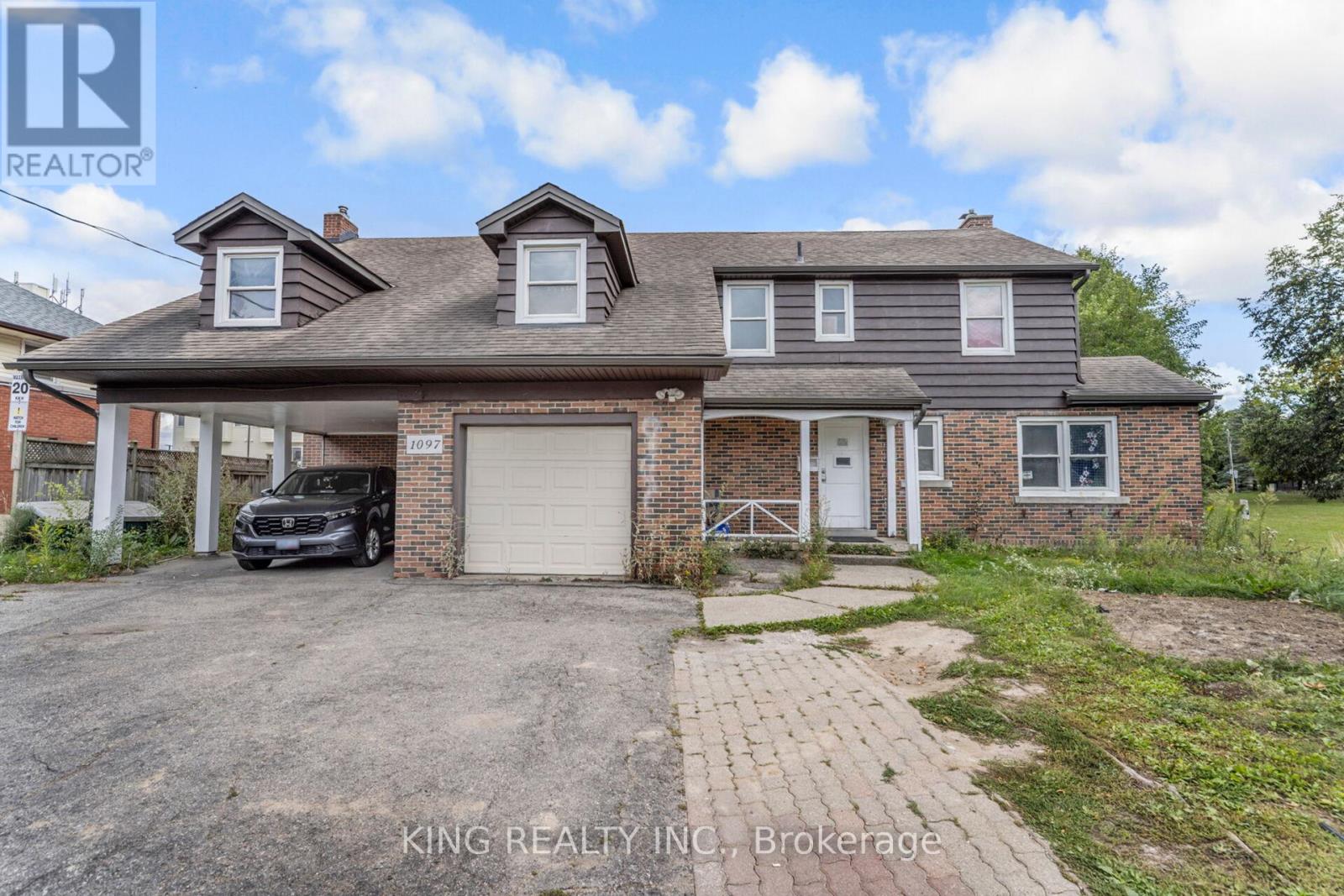 1097 Queens Boulevard, Kitchener, Ontario  N2M 1B9 - Photo 3 - X12405325