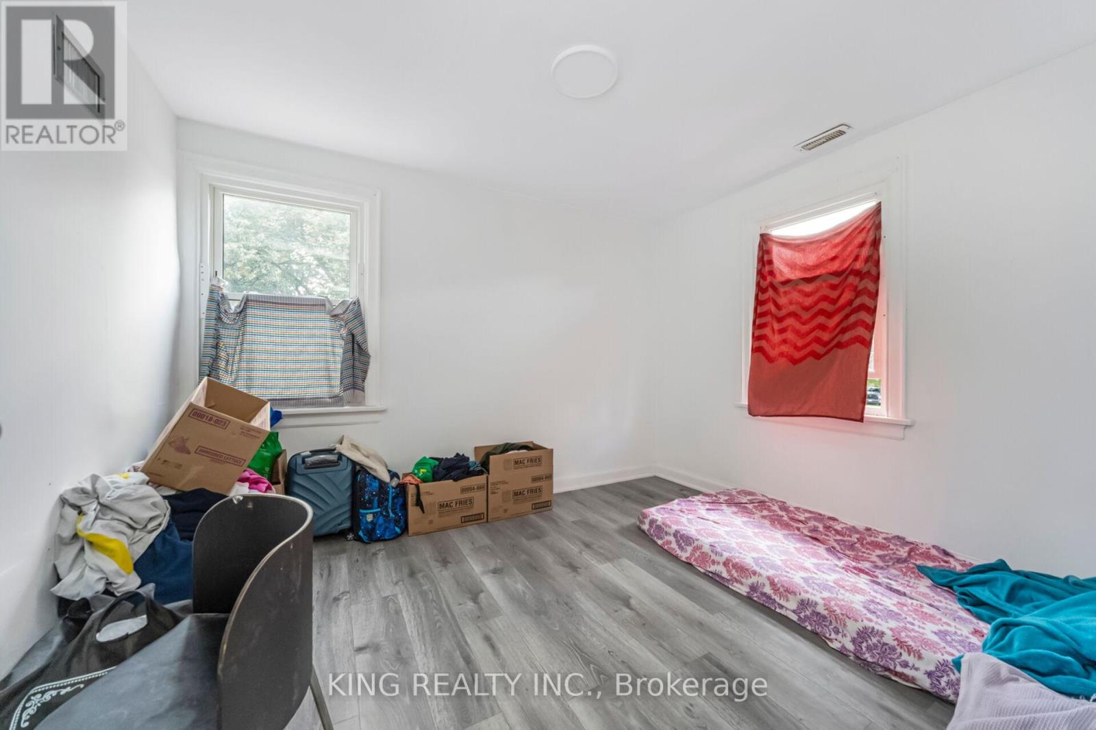 1097 Queens Boulevard, Kitchener, Ontario  N2M 1B9 - Photo 37 - X12405325