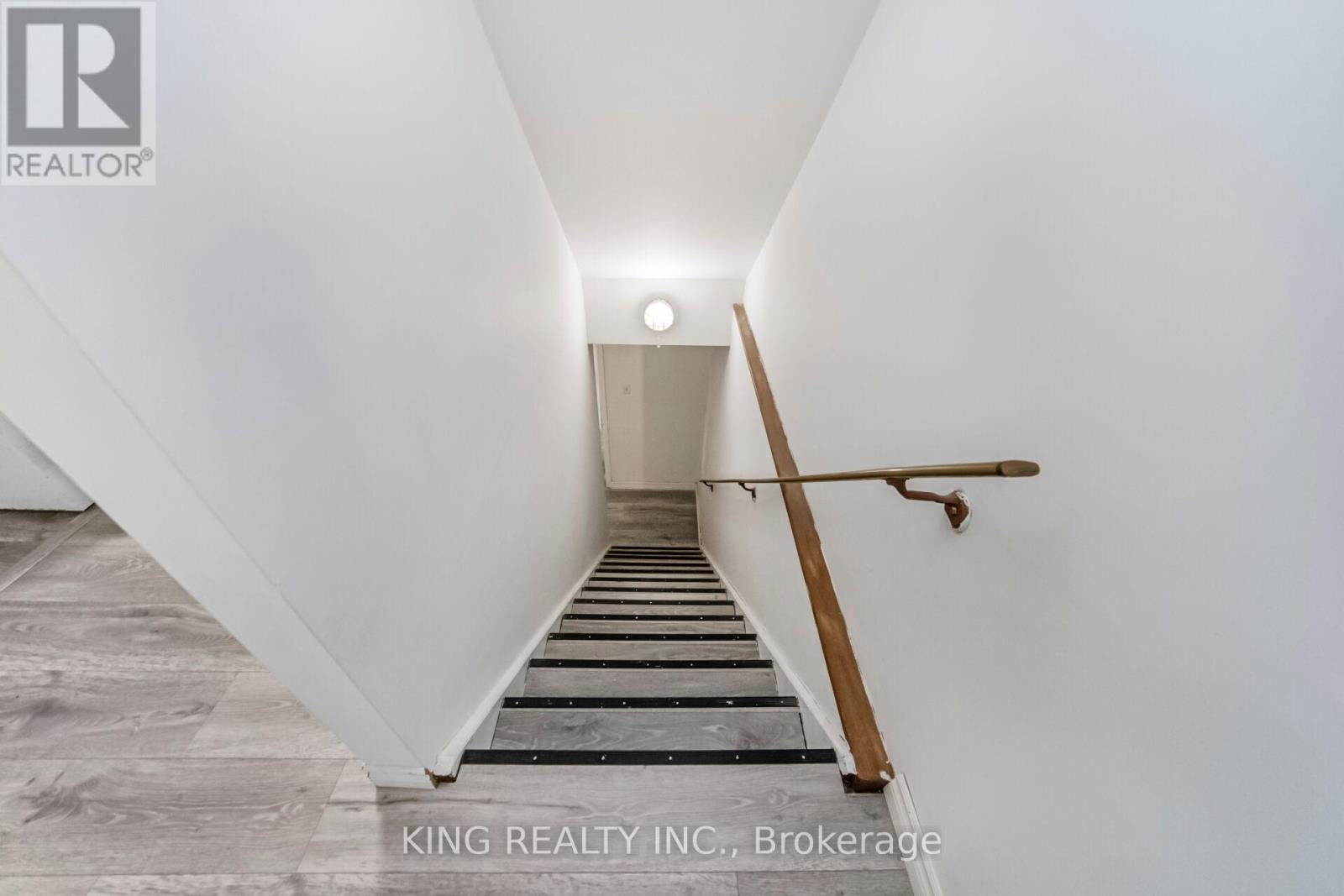 1097 Queens Boulevard, Kitchener, Ontario  N2M 1B9 - Photo 39 - X12405325