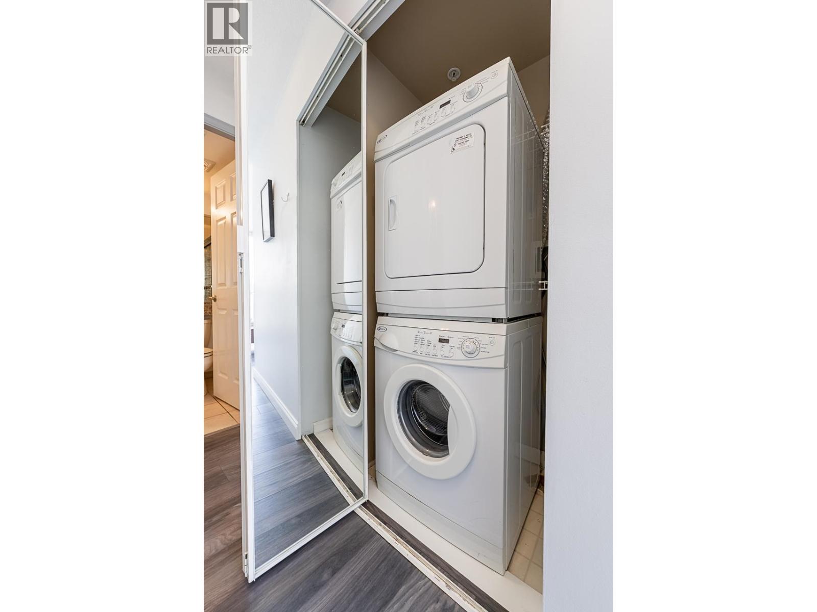 2105 1188 Richards Street, Vancouver, British Columbia  V6B 3E6 - Photo 14 - R3048063