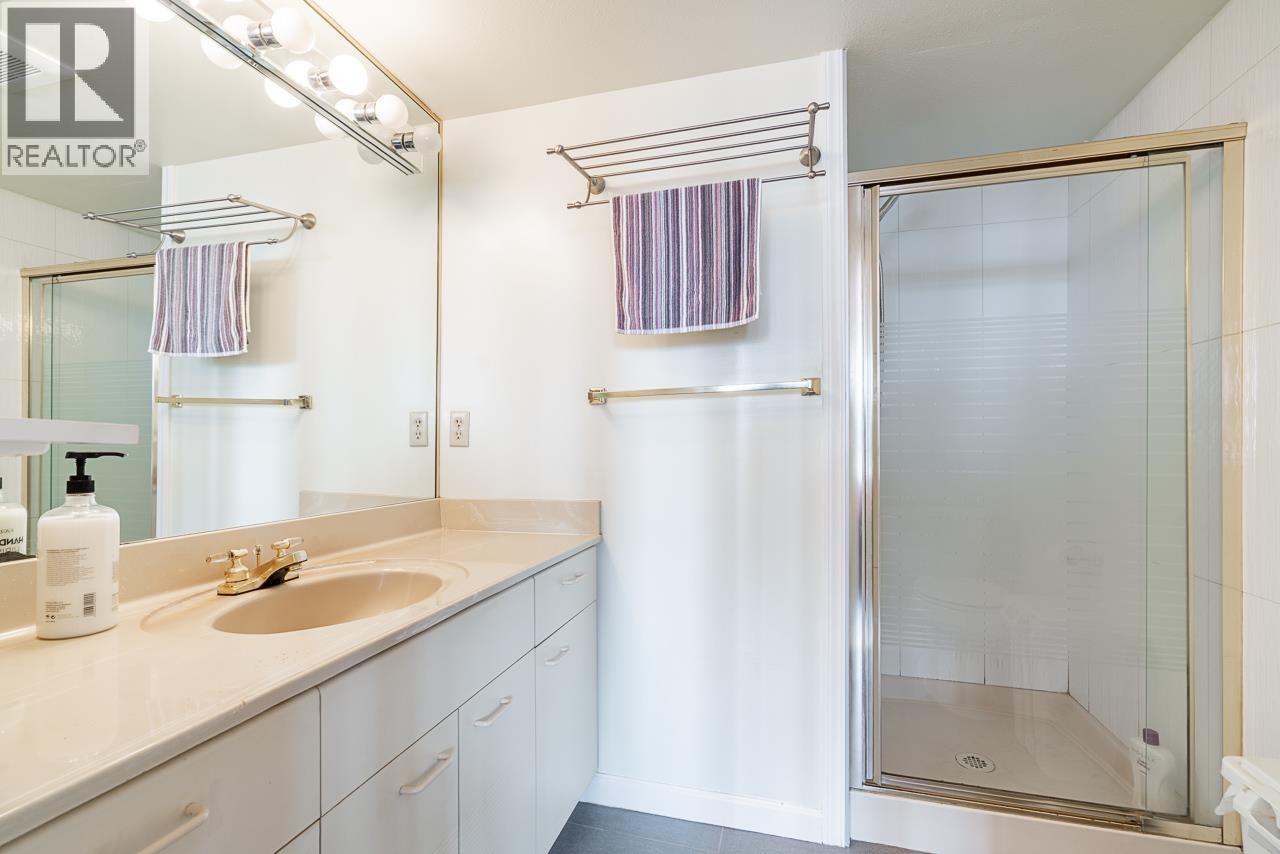 303 121 Tenth Street, New Westminster, British Columbia  V3M 3X7 - Photo 17 - R3048106