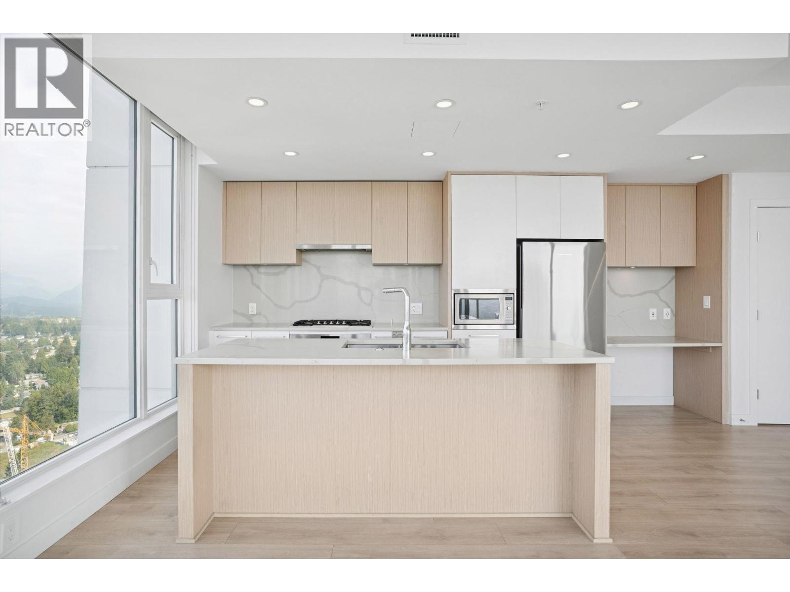 4201 567 Clarke Road, Coquitlam, British Columbia  V3J 0K7 - Photo 11 - R3048109