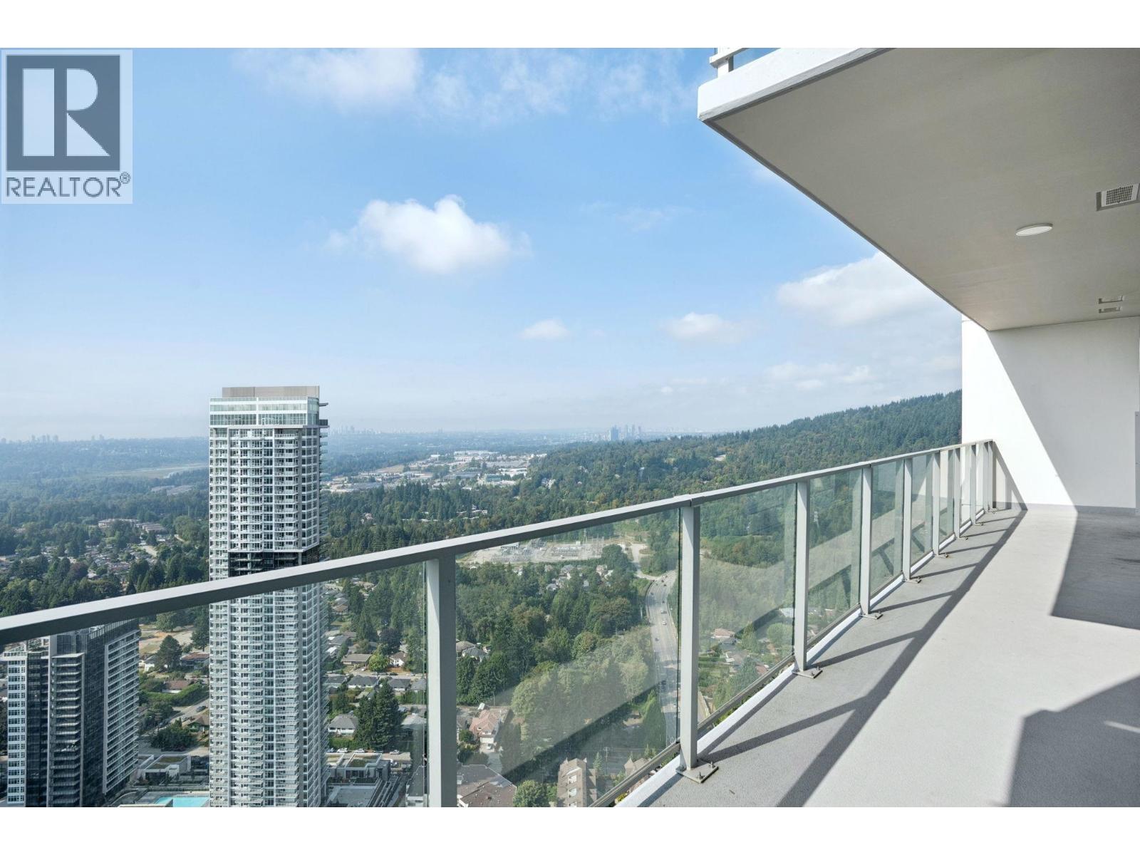 4201 567 Clarke Road, Coquitlam, British Columbia  V3J 0K7 - Photo 3 - R3048109