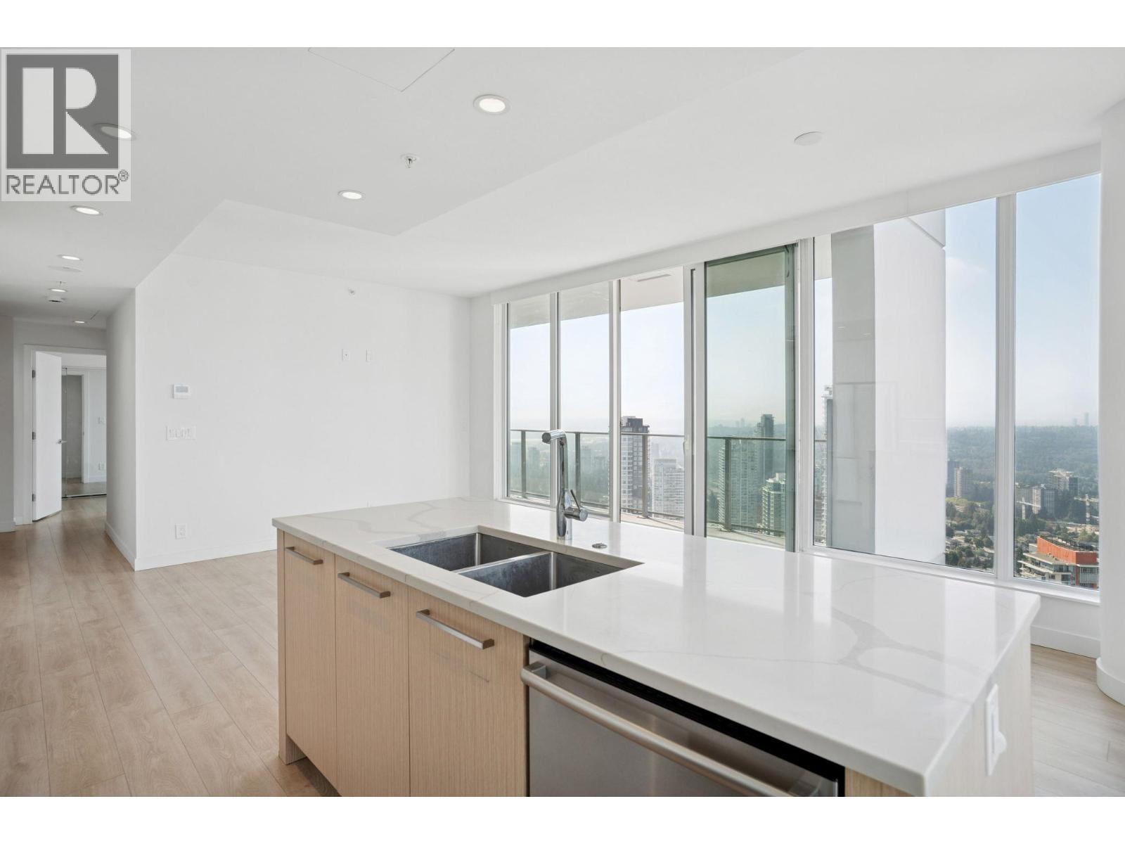 4201 567 Clarke Road, Coquitlam, British Columbia  V3J 0K7 - Photo 9 - R3048109