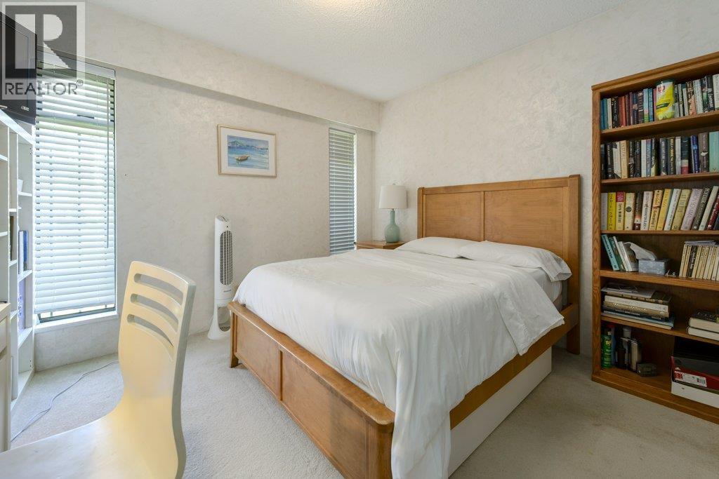 8194 Woodlake Court, Burnaby, British Columbia  V5A 3P4 - Photo 18 - R3048094