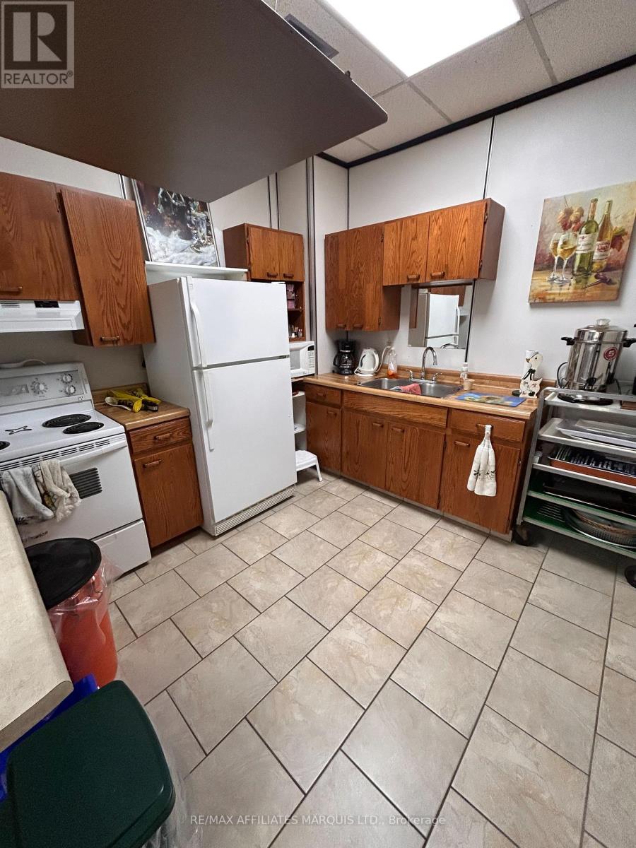1106 - 308 Second Street E, Cornwall, Ontario  K6H 1Z1 - Photo 13 - X12405340