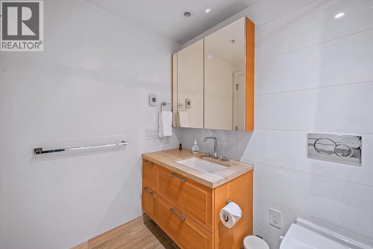 212 7128 Adera Street, Vancouver, British Columbia  V6P 0H6 - Photo 15 - R3048077
