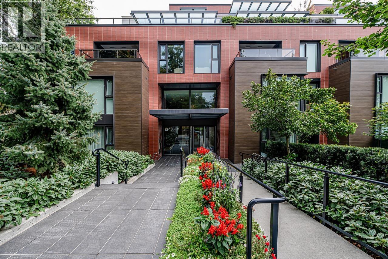 212 7128 Adera Street, Vancouver, British Columbia  V6P 0H6 - Photo 2 - R3048077