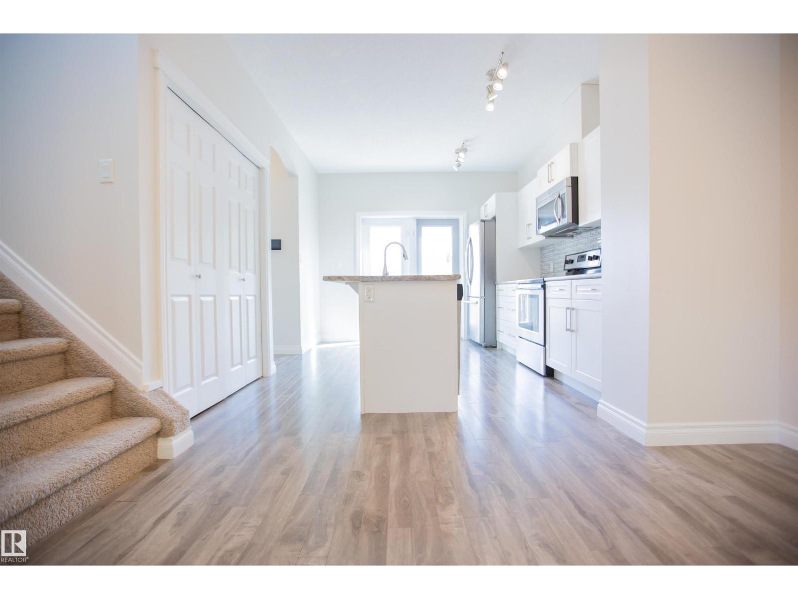 11215 125 St Nw, Edmonton, Alberta  T5M 0M6 - Photo 4 - E4457887