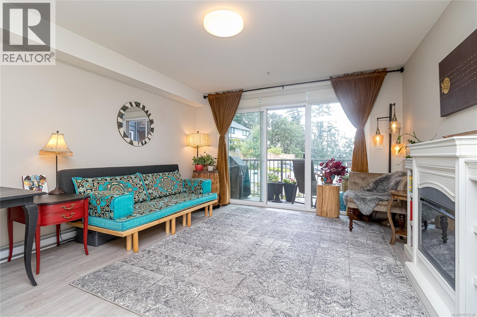 210 110 Presley Pl, View Royal, British Columbia