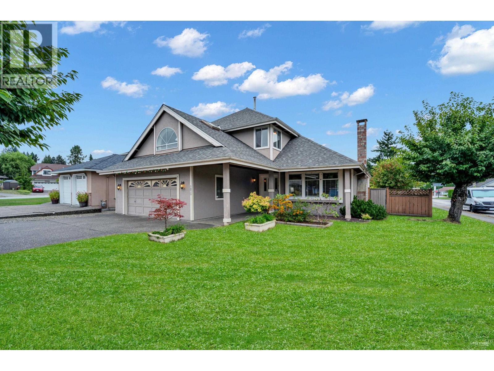1830 Walnut Crescent, Coquitlam, British Columbia  V3J 7T5 - Photo 3 - R3048029