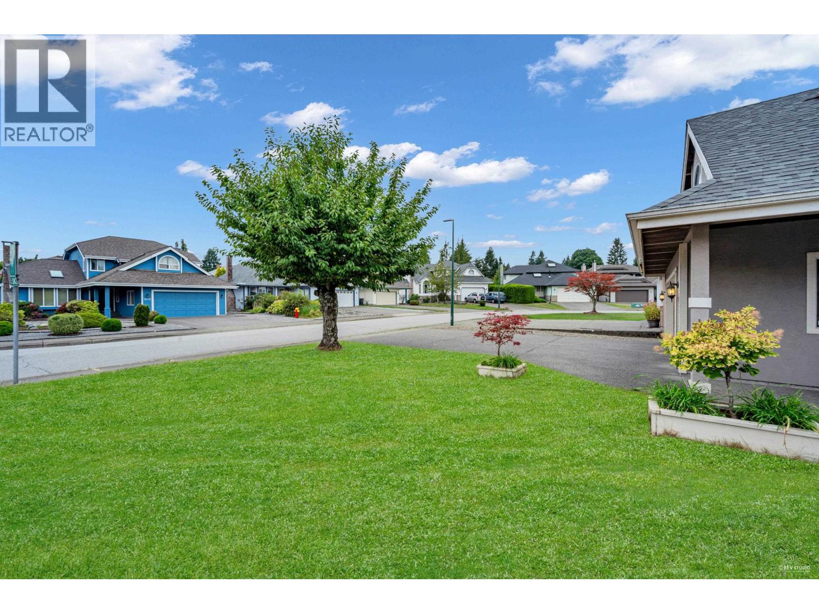 1830 Walnut Crescent, Coquitlam, British Columbia  V3J 7T5 - Photo 38 - R3048029