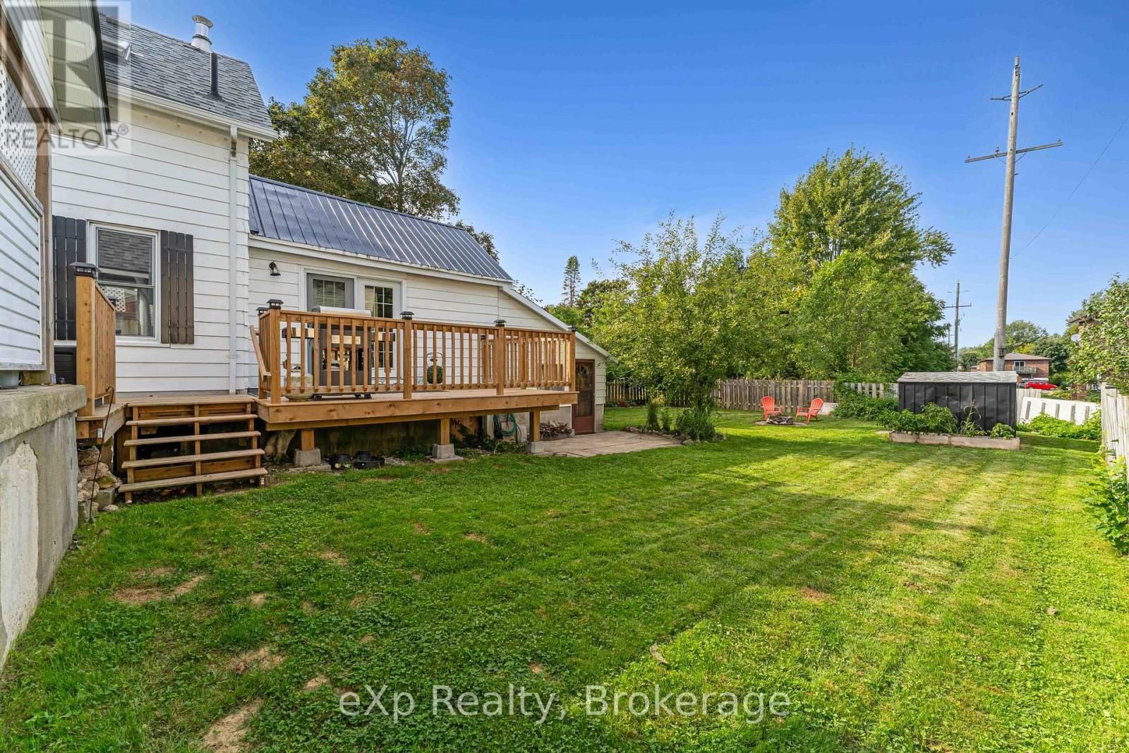 396 Mary Street, South Bruce Peninsula, Ontario  N0H 2T0 - Photo 36 - X12405365