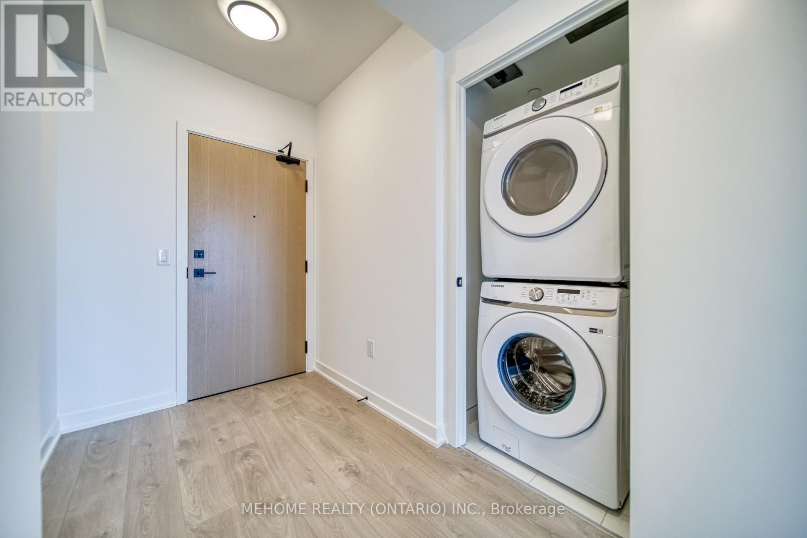1707 - 36 Zorra Street, Toronto, Ontario  M9Z 4Z7 - Photo 19 - W12343263