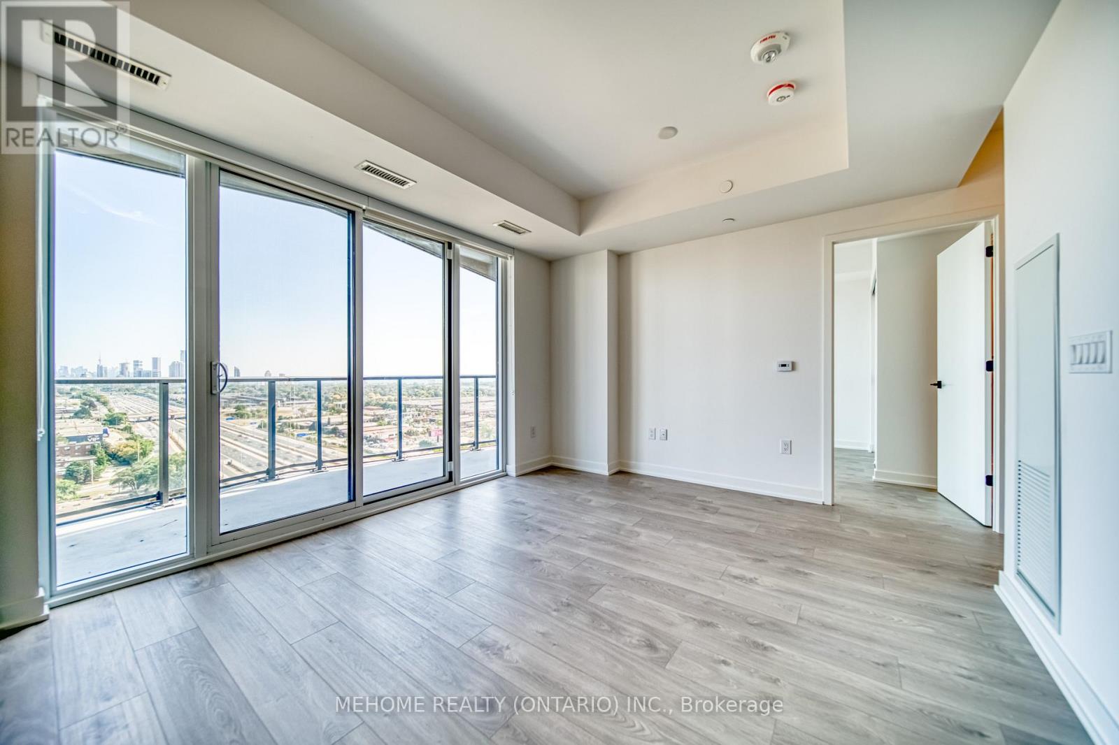1707 - 36 Zorra Street, Toronto, Ontario  M9Z 4Z7 - Photo 4 - W12343263