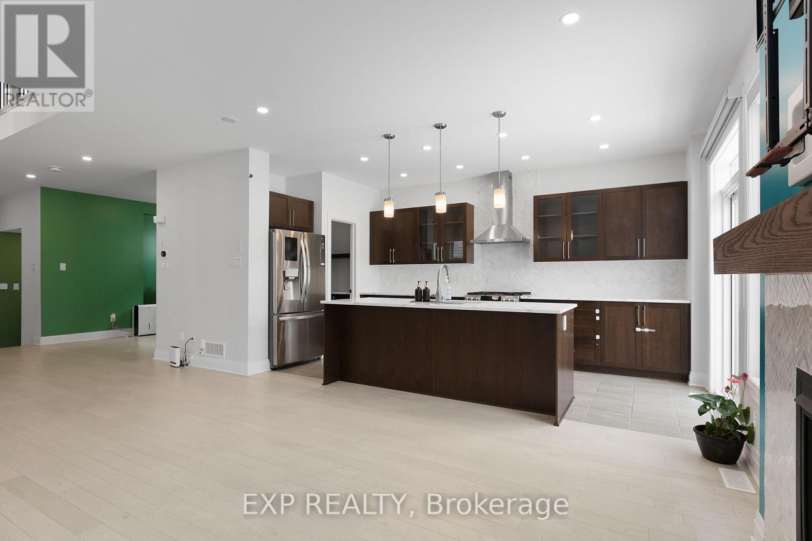 314 Cranesbill Road, Ottawa, Ontario  K2V 0L7 - Photo 10 - X12405383
