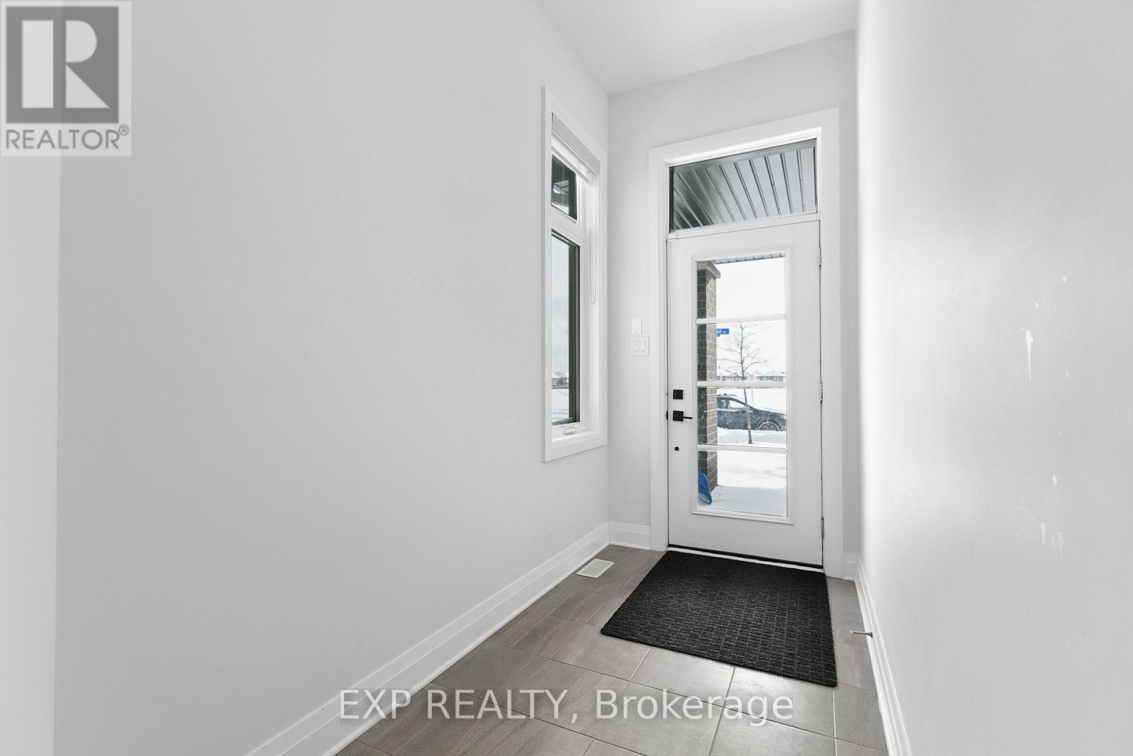 314 Cranesbill Road, Ottawa, Ontario  K2V 0L7 - Photo 2 - X12405383