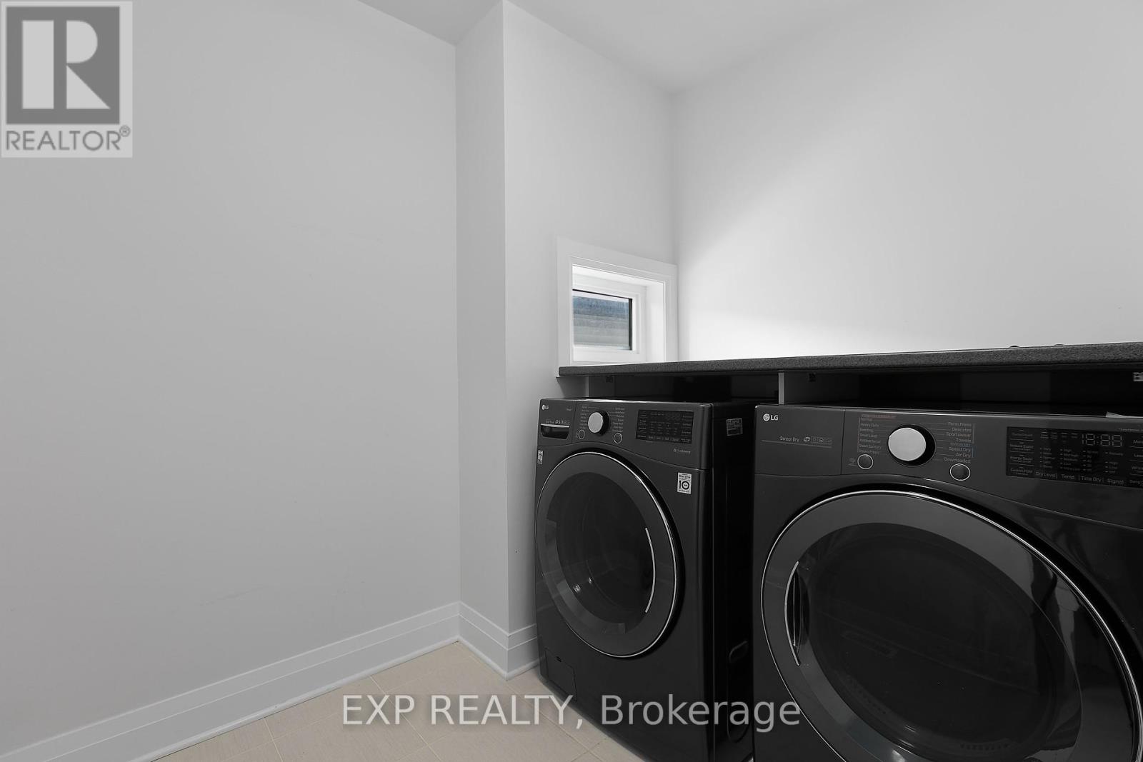 314 Cranesbill Road, Ottawa, Ontario  K2V 0L7 - Photo 27 - X12405383