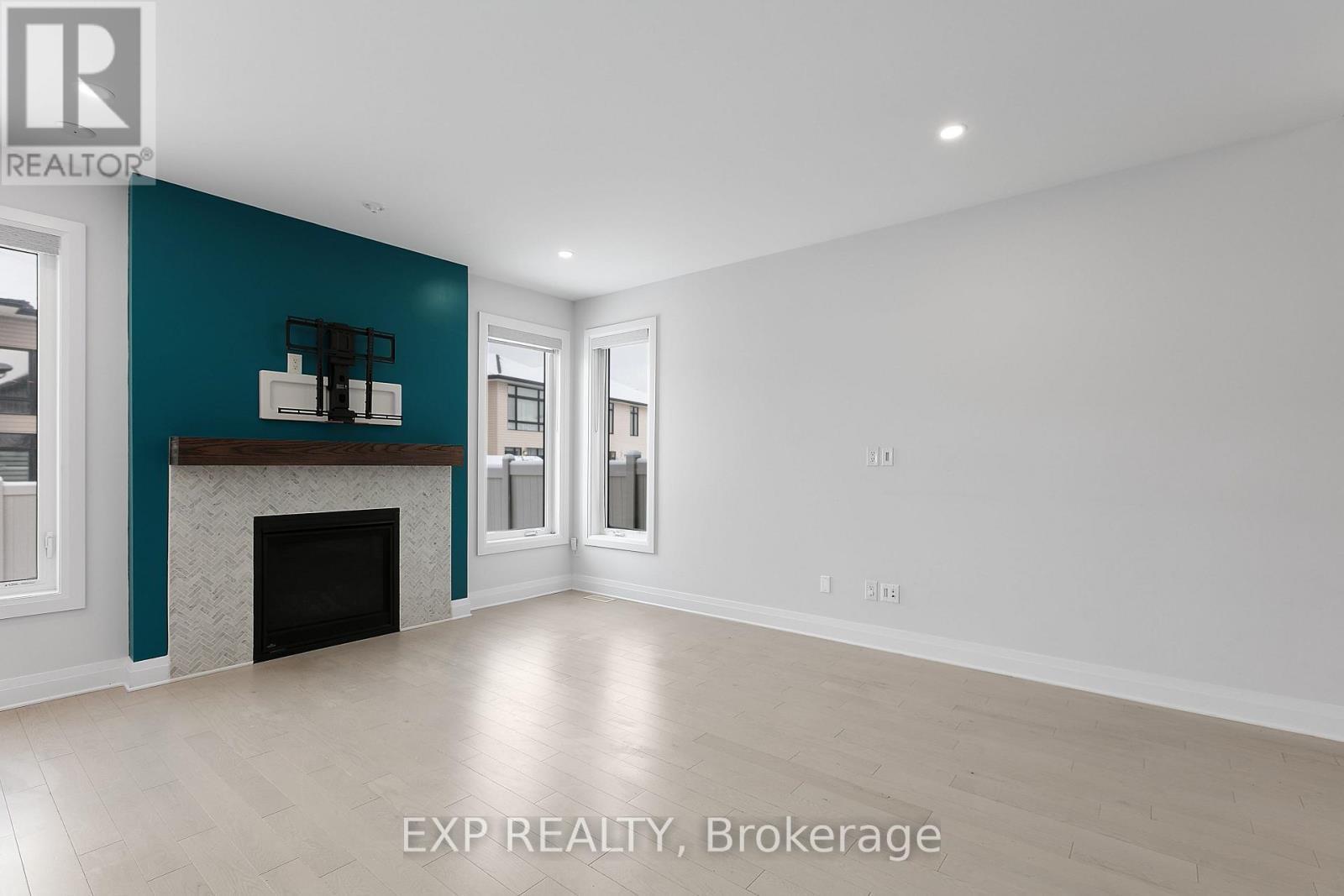 314 Cranesbill Road, Ottawa, Ontario  K2V 0L7 - Photo 8 - X12405383