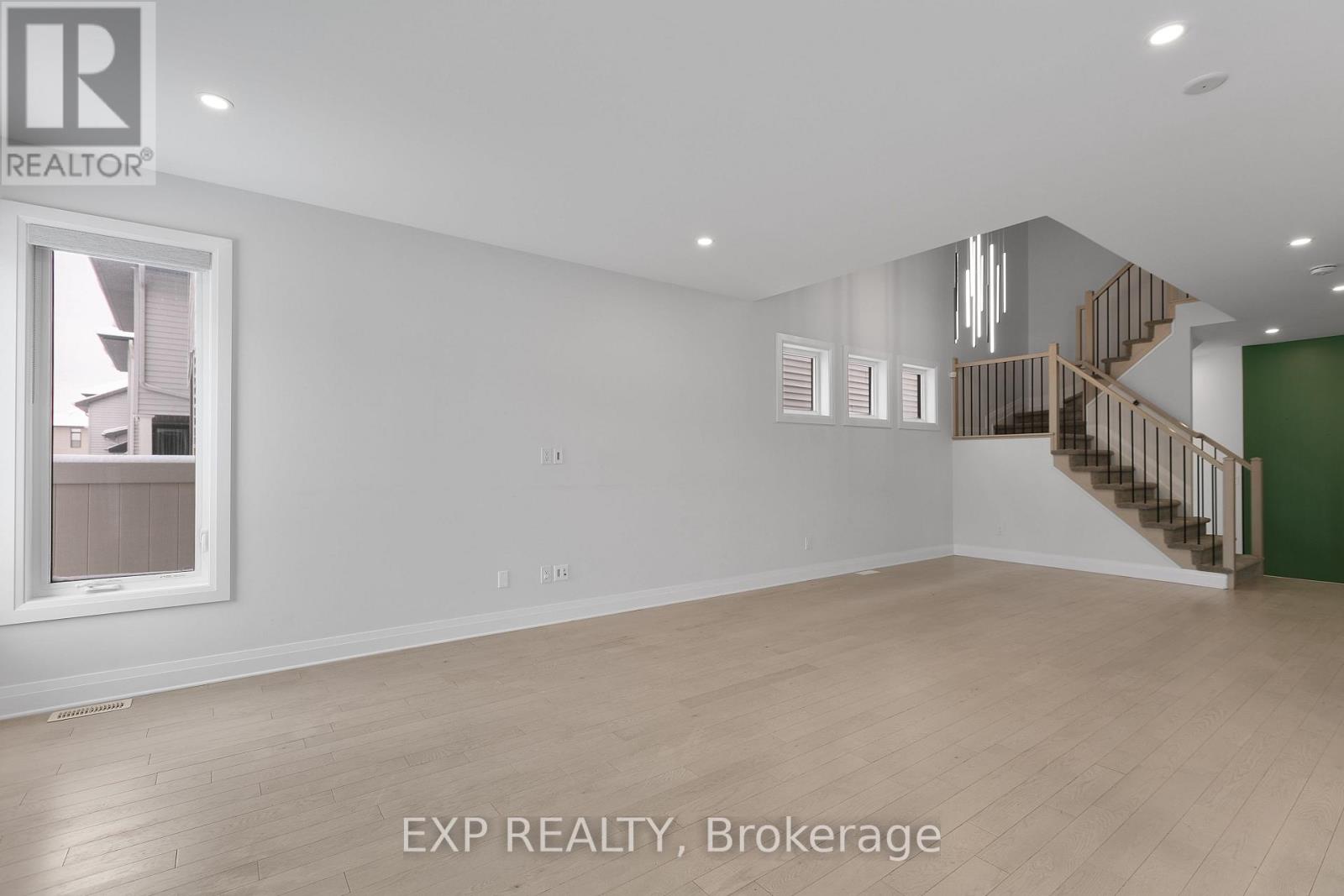 314 Cranesbill Road, Ottawa, Ontario  K2V 0L7 - Photo 9 - X12405383