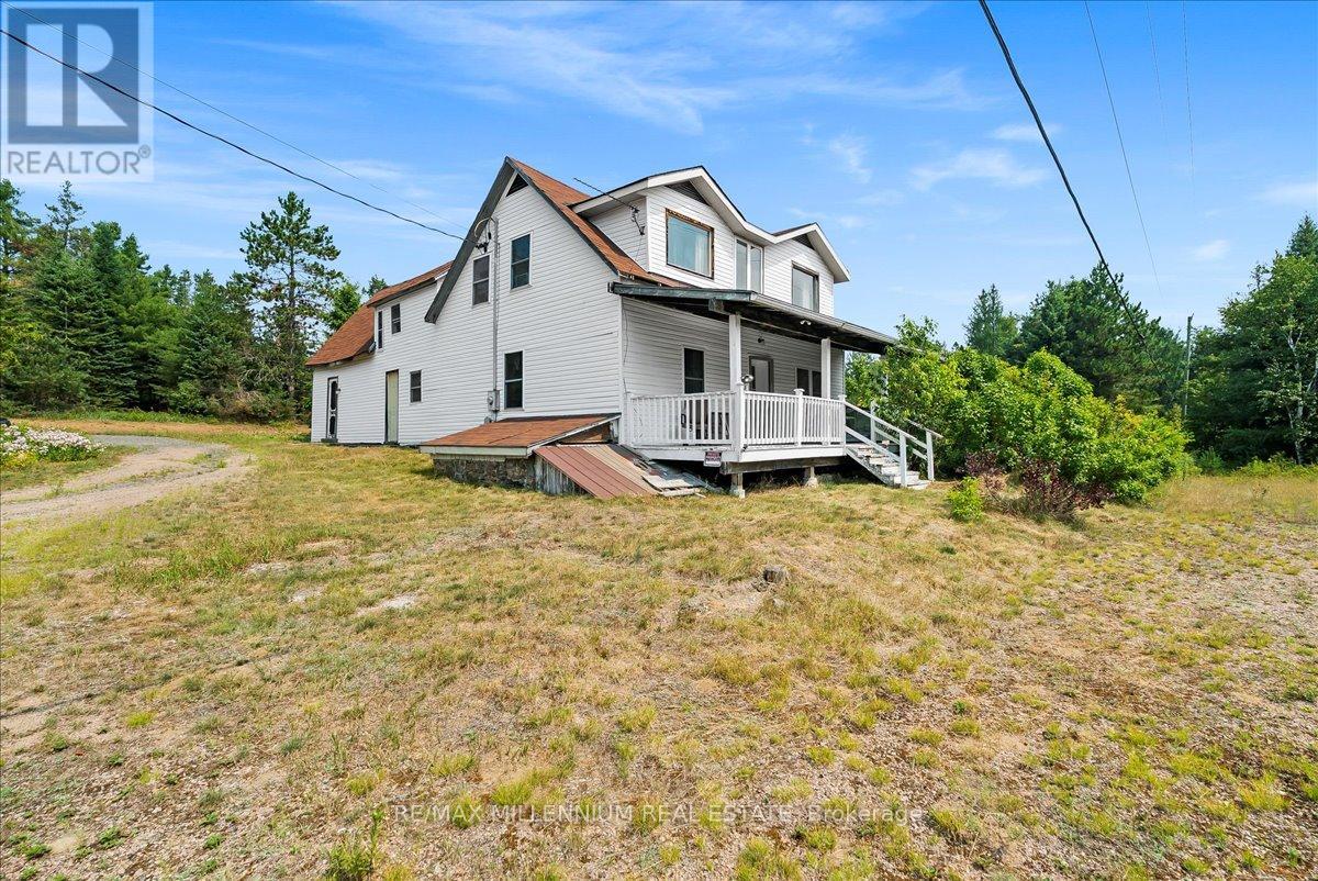 118 - 3529 Highway Highway E, Bracebridge (Oakley), Ontario  P1L 1X1 - Photo 11 - X12405330