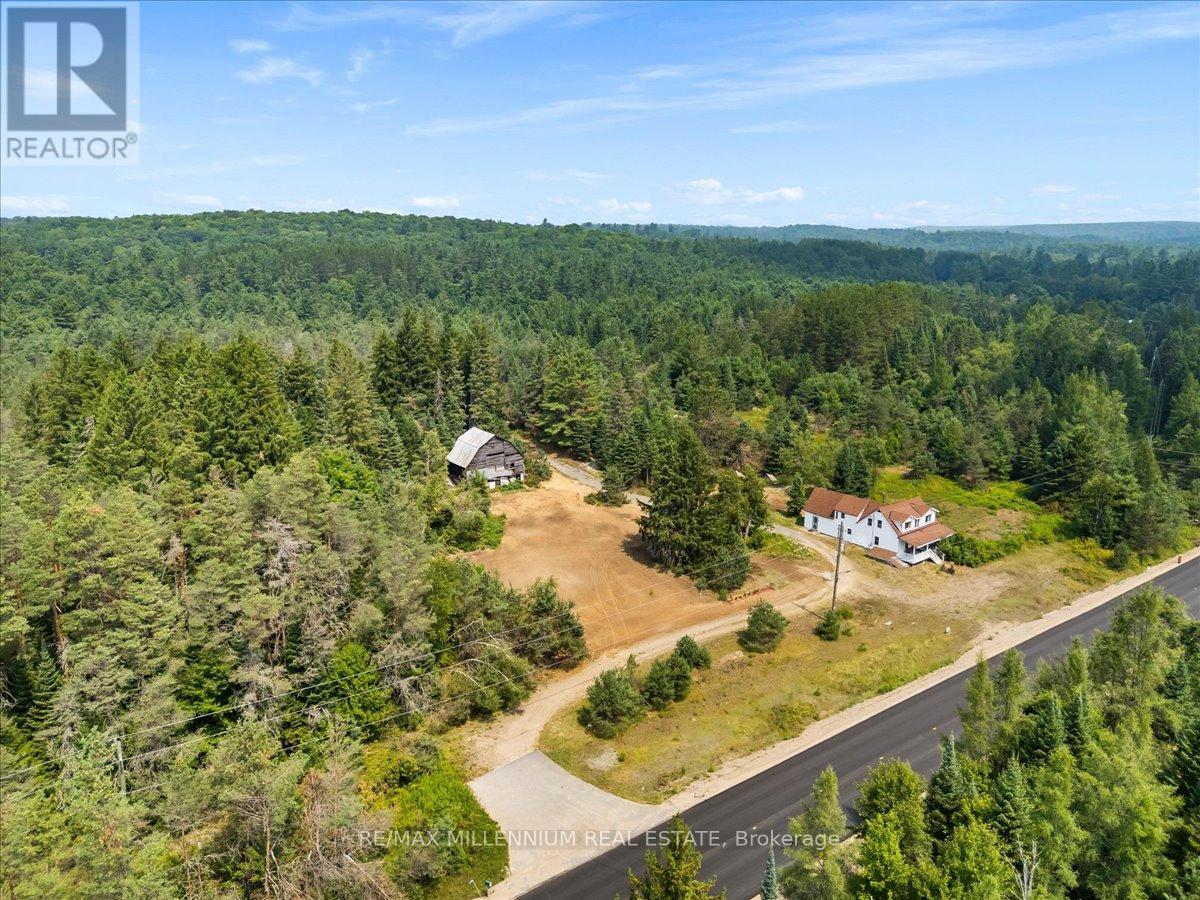 118 - 3529 Highway Highway E, Bracebridge (Oakley), Ontario  P1L 1X1 - Photo 2 - X12405330