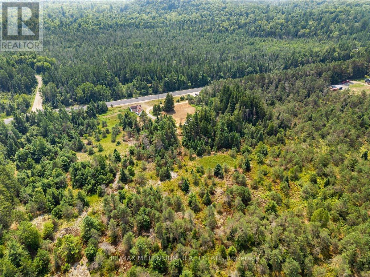 118 - 3529 Highway Highway E, Bracebridge (Oakley), Ontario  P1L 1X1 - Photo 34 - X12405330