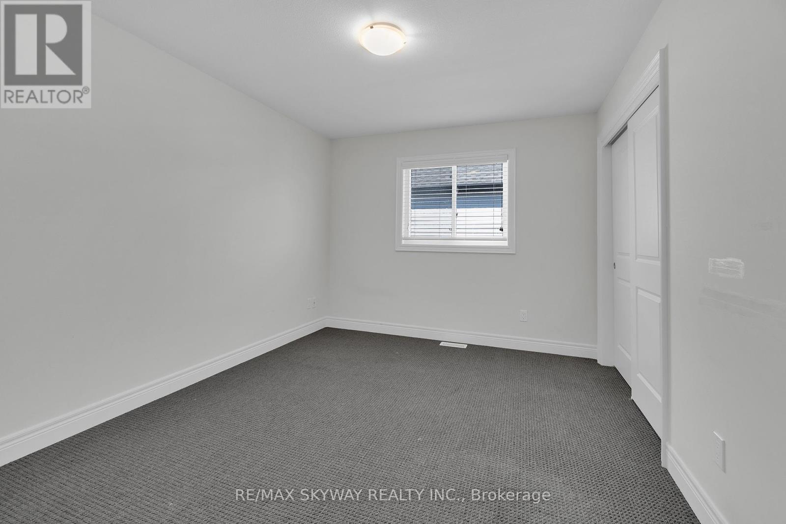 27 Monarch Street, Welland, Ontario  L3C 0E6 - Photo 31 - X12405331