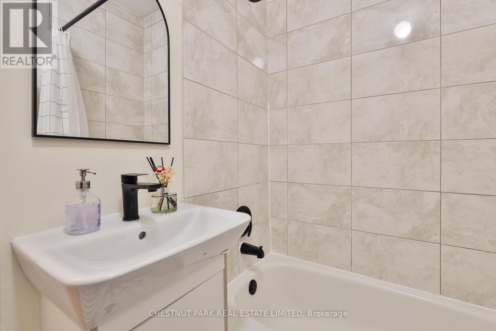5 - 1648 Bathurst Street, Toronto, Ontario  M5P 3J7 - Photo 24 - C12405362