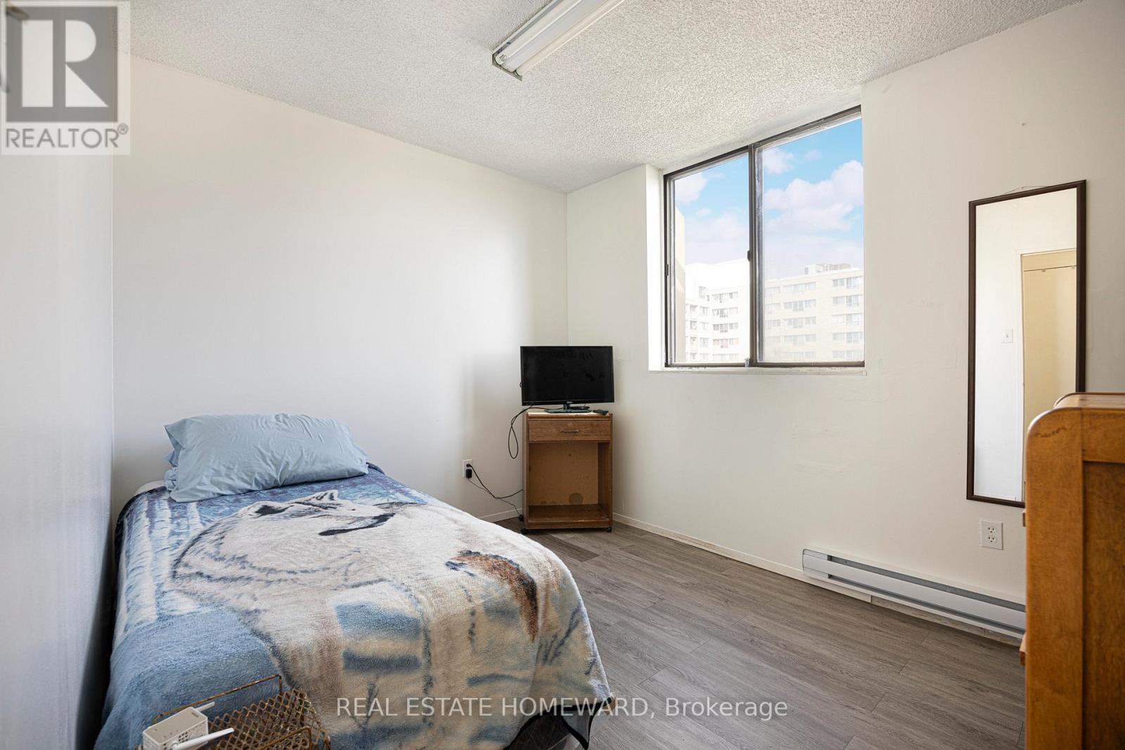511 - 665 Kennedy Road, Toronto (Kennedy Park), Ontario  M1K 5E2 - Photo 16 - E12405359