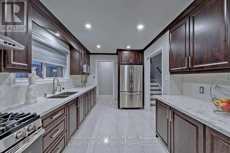 28 Skyridge Road, Toronto (Morningside), Ontario  M1E 4P1 - Photo 7 - E12405371