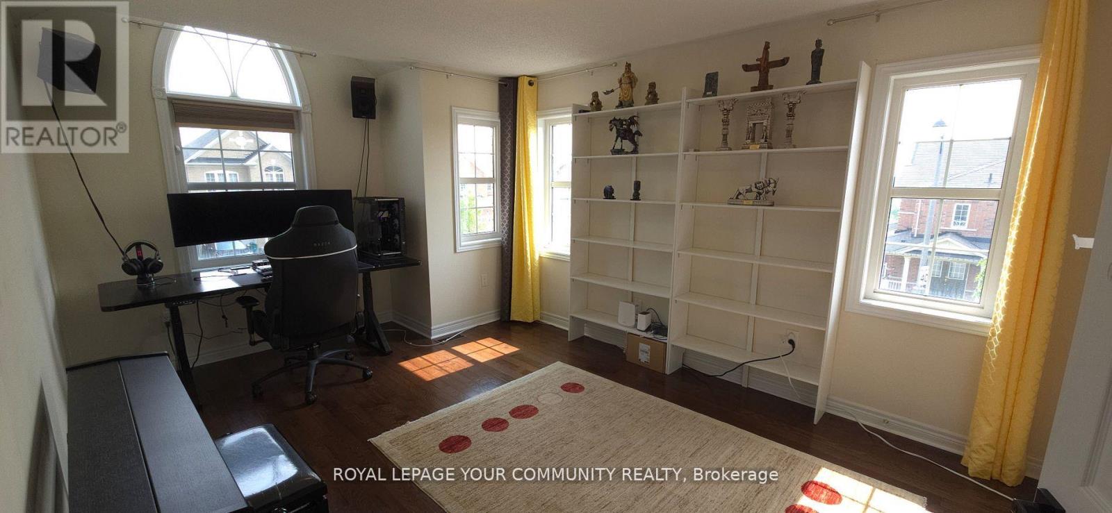 2 Herefordshire Crescent, Newmarket (Woodland Hill), Ontario  L9N 0B4 - Photo 27 - N12405360