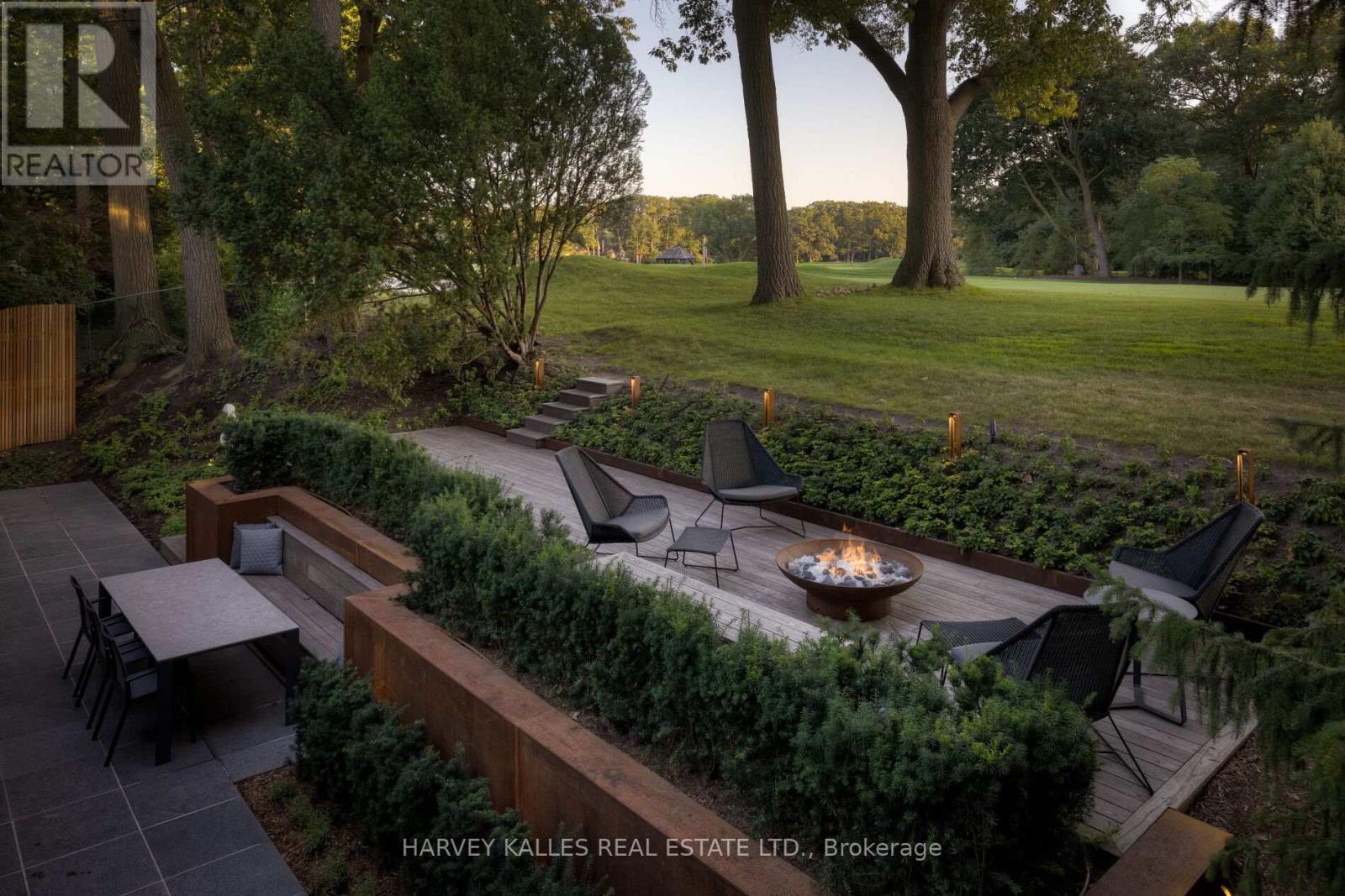 30 Edenbrook Hill, Toronto (Edenbridge-Humber Valley), Ontario  M9A 3Z6 - Photo 20 - W12405349