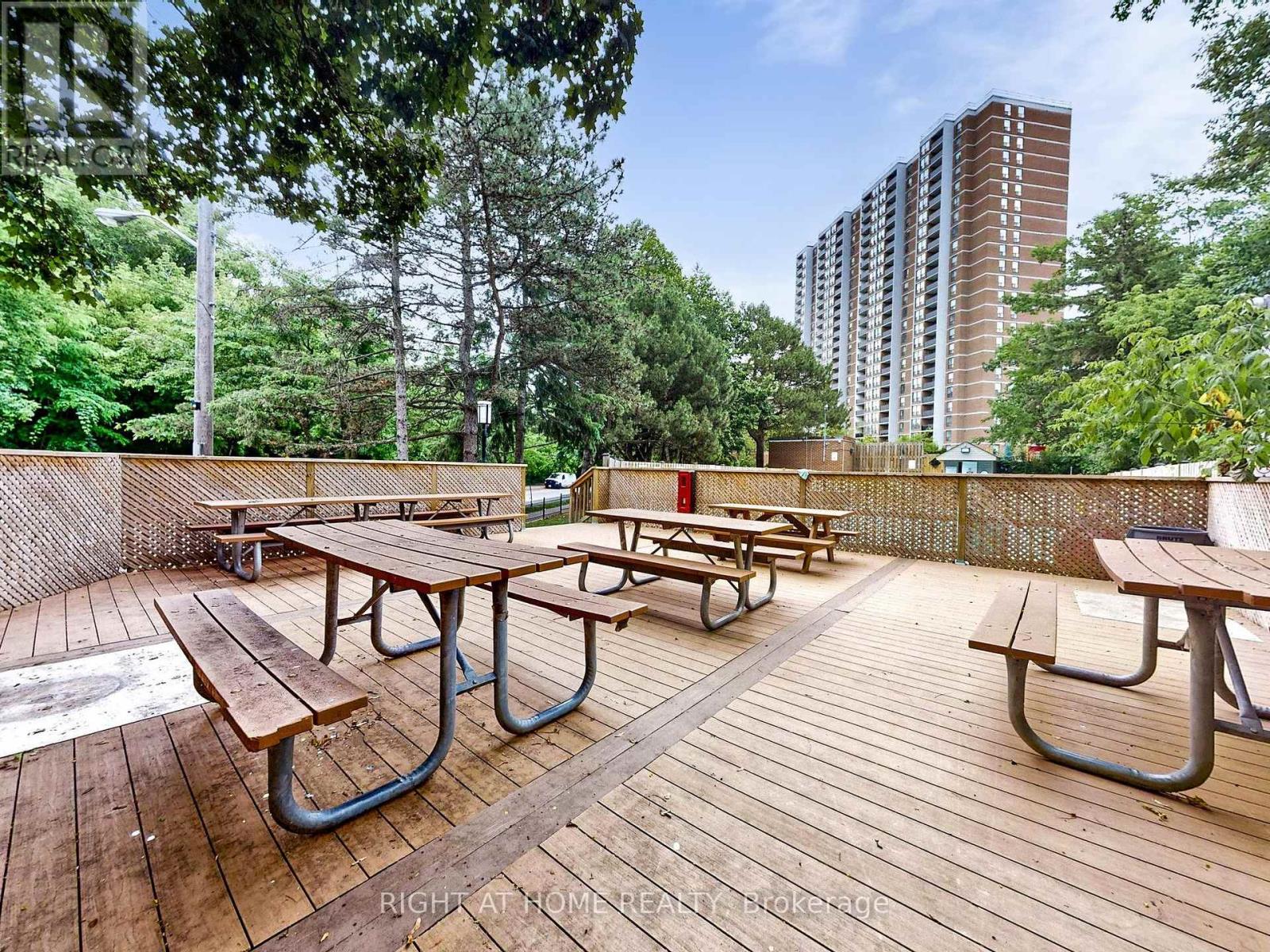 2303 - 85 Emmett Avenue, Toronto (Mount Dennis), Ontario  M6M 5A2 - Photo 44 - W12403888
