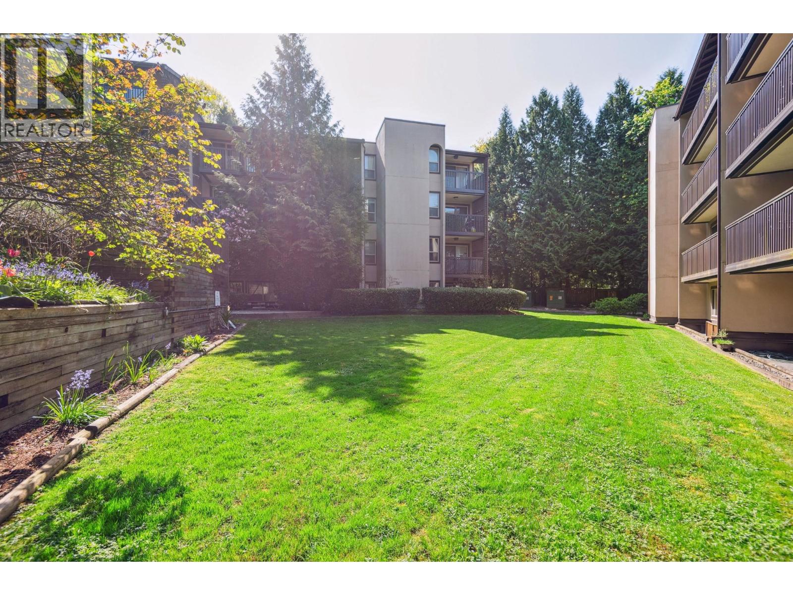 101 9857 Manchester Drive, Burnaby, British Columbia  V3N 4P5 - Photo 34 - R3048161
